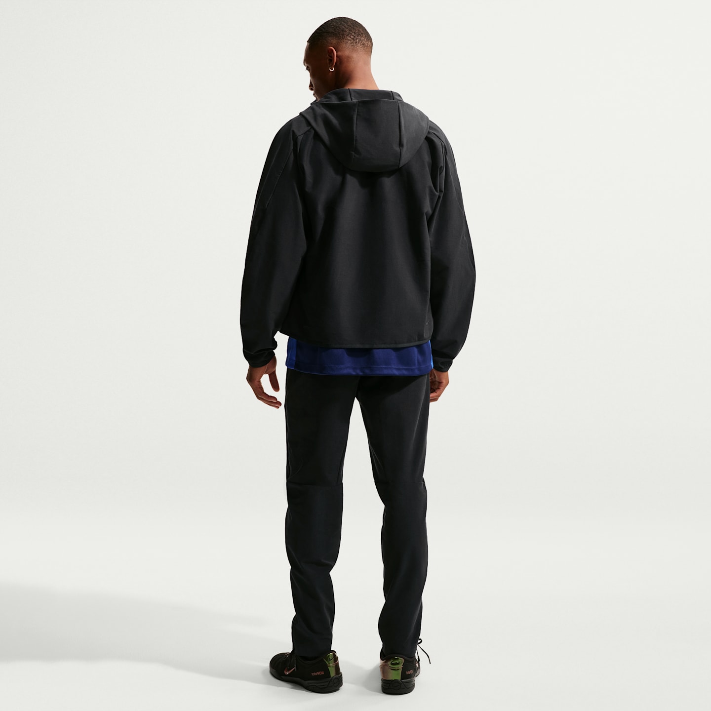 Мужские куртки Nike Tech Men's Shori Knit Full-Zip Windrunner Jacket — фото 5