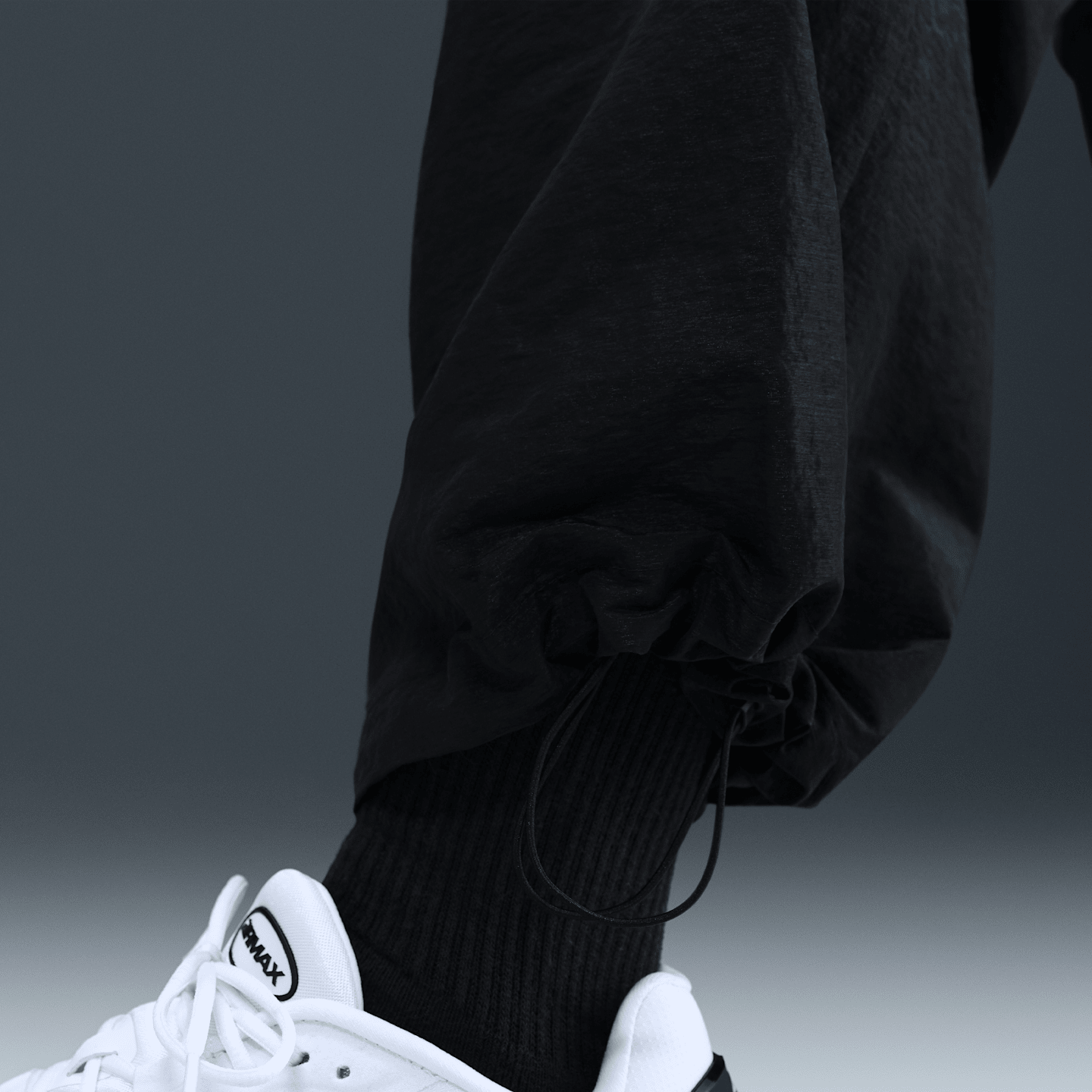 Мужские брюки Nike Tech Men's Woven Convertible Oversized Pants — фото 7