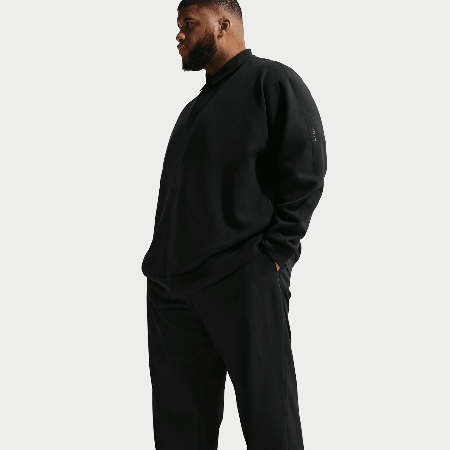Мужские брюки Nike 24.7 PerfectStretch Men's Dri-FIT Loose-Fit Chino Trousers — фото 10