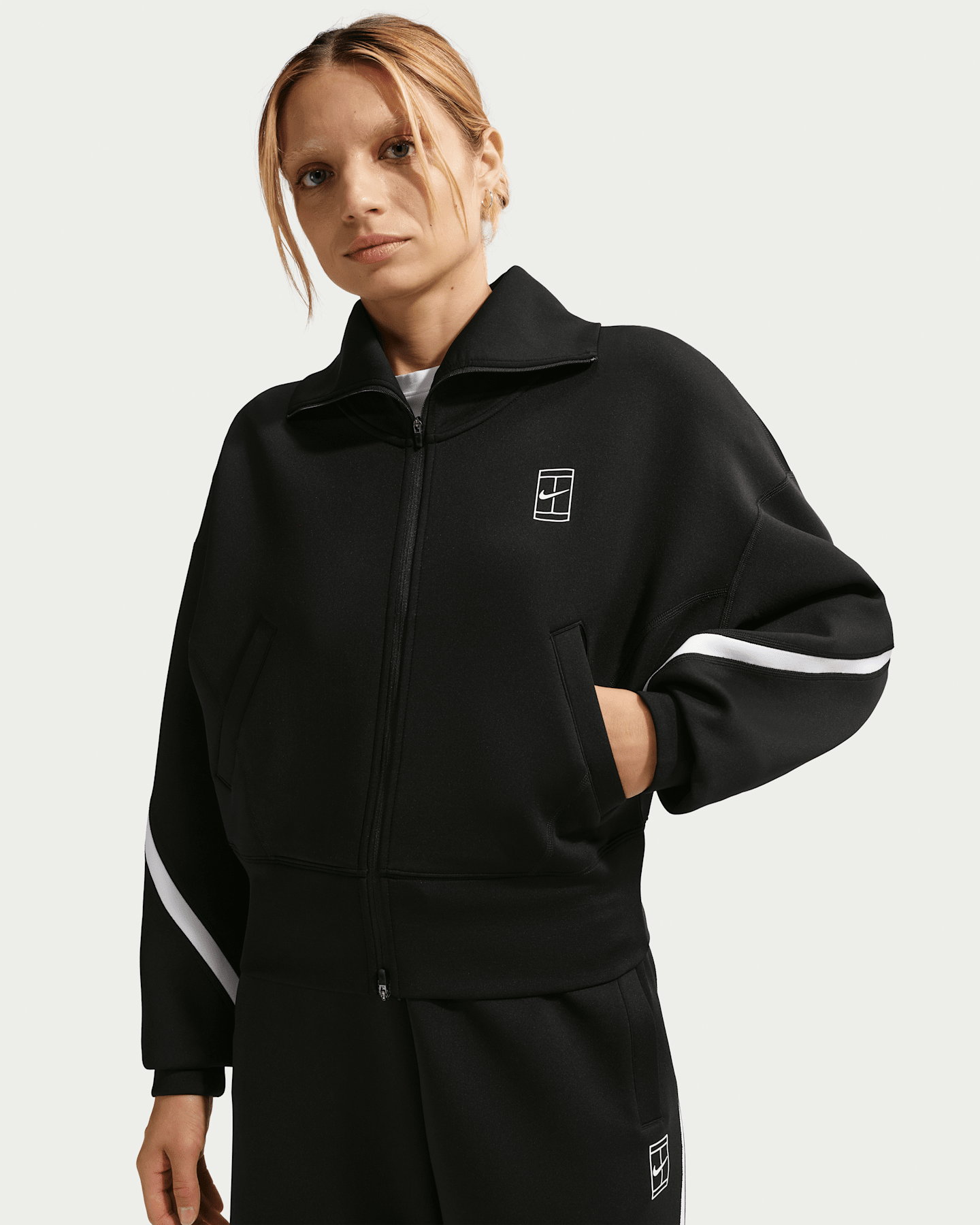 Женские куртки Nike Advantage Women's Dri-FIT Full-Zip Tennis Jacket — фото 6