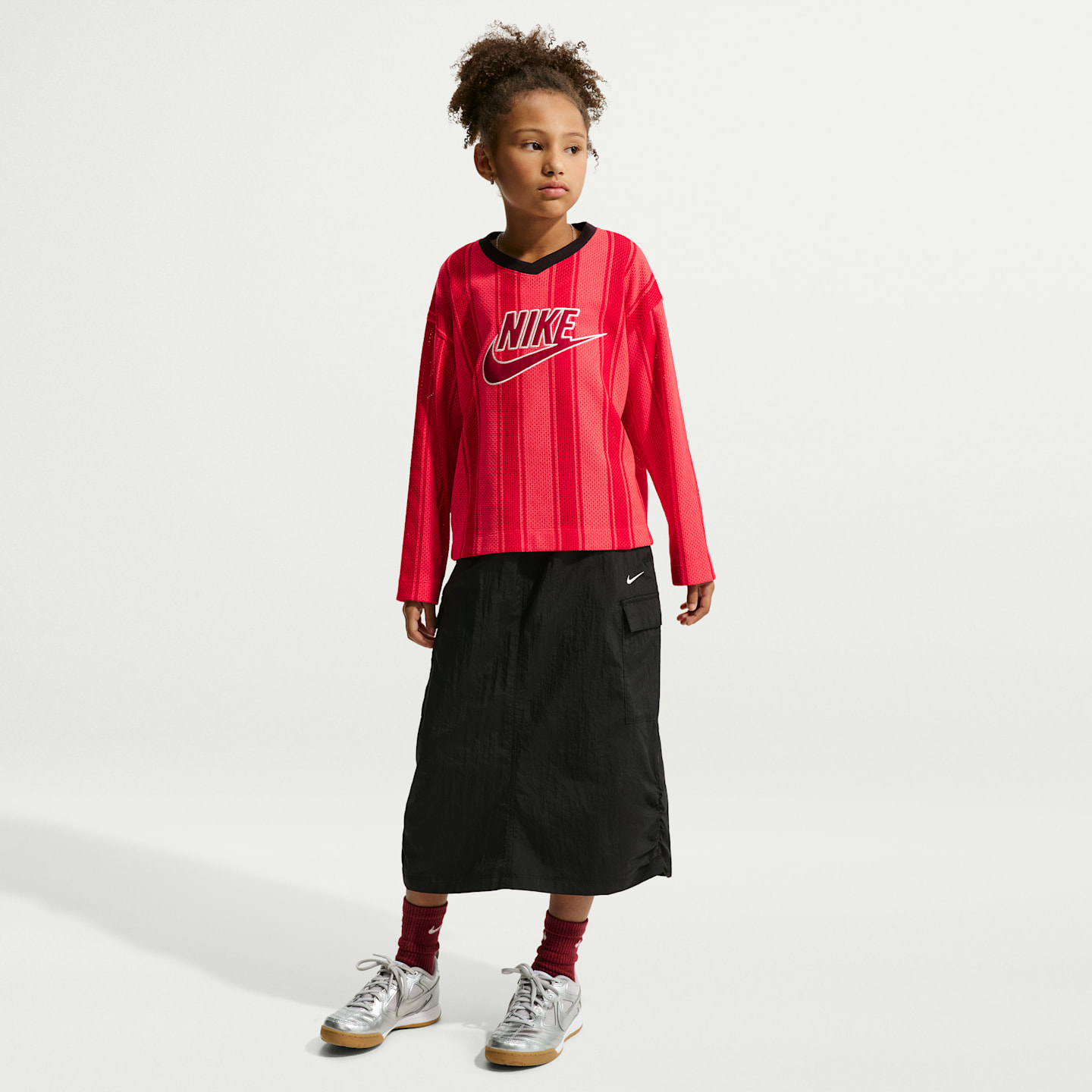 Детские топы Nike Sportswear Collection Big Kids' Long-Sleeve Mesh Jersey — фото 6