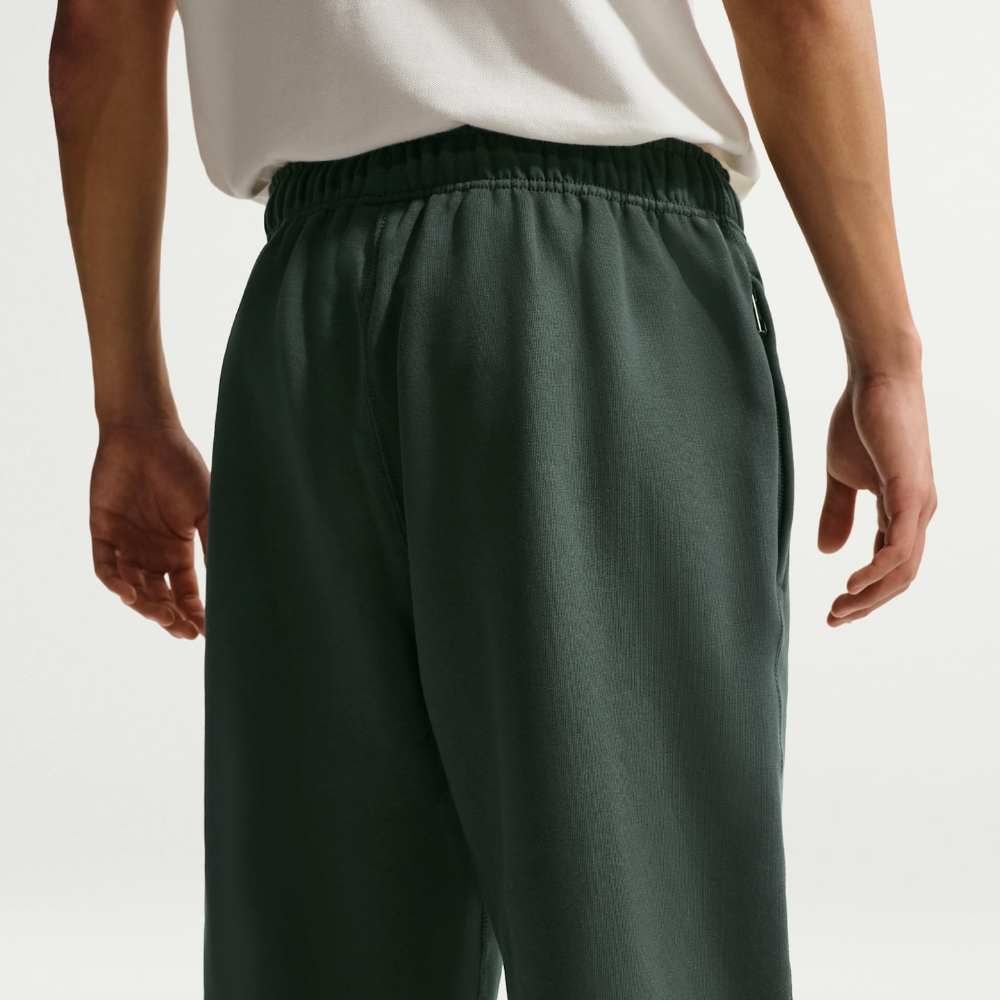 Мужские брюки Nike Solo Swoosh Men's Fleece Open-Hem Pants — фото 3