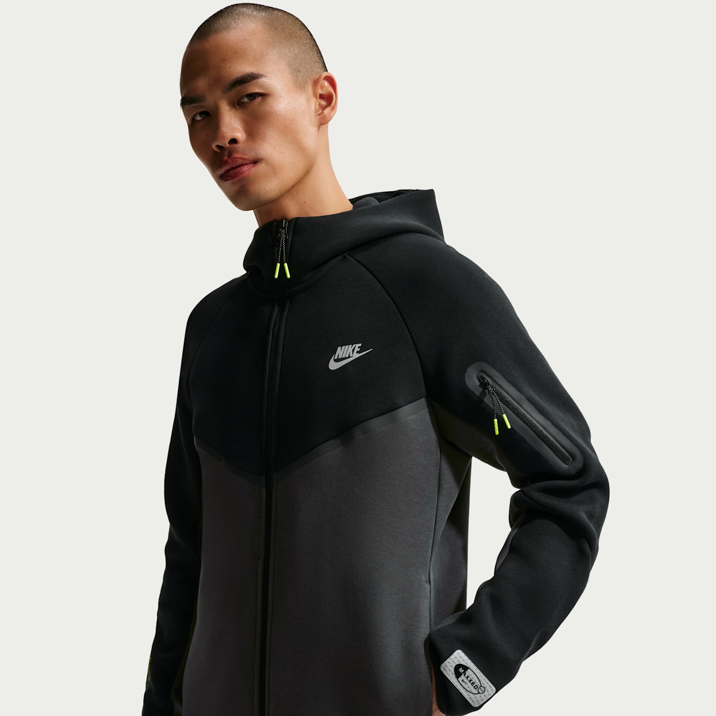 Мужские куртки Nike Tech Men's Fleece Full-Zip Windrunner Jacket — фото 1