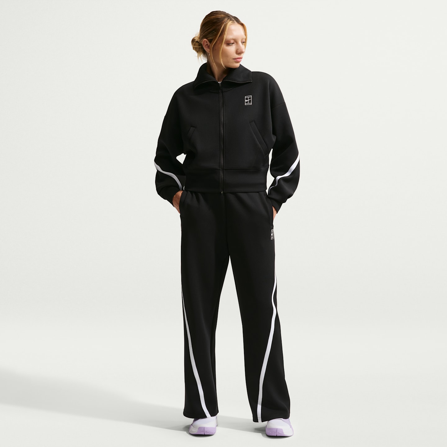 Женские куртки Nike Advantage Women's Dri-FIT Full-Zip Tennis Jacket — фото 4