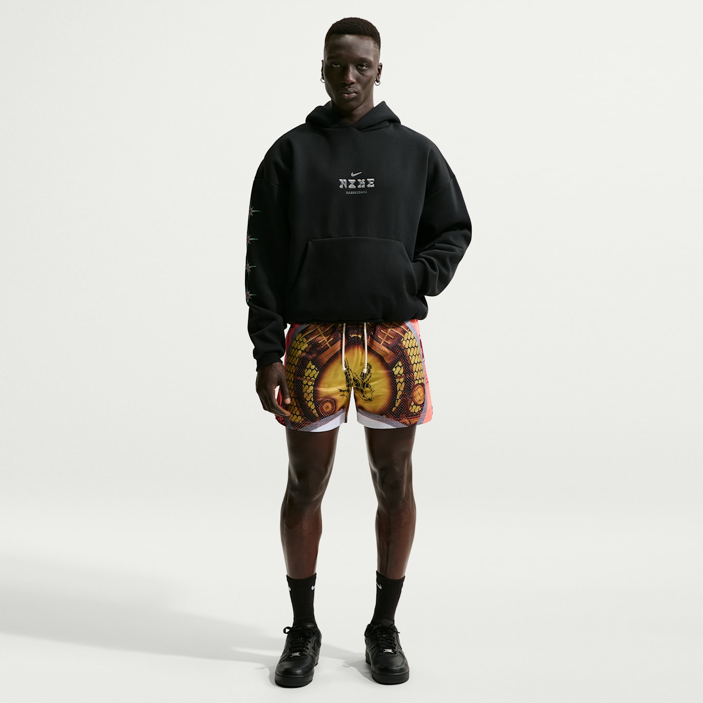 Мужские худи Nike Standard Issue Men's Therma-FIT Pullover Basketball — фото 4