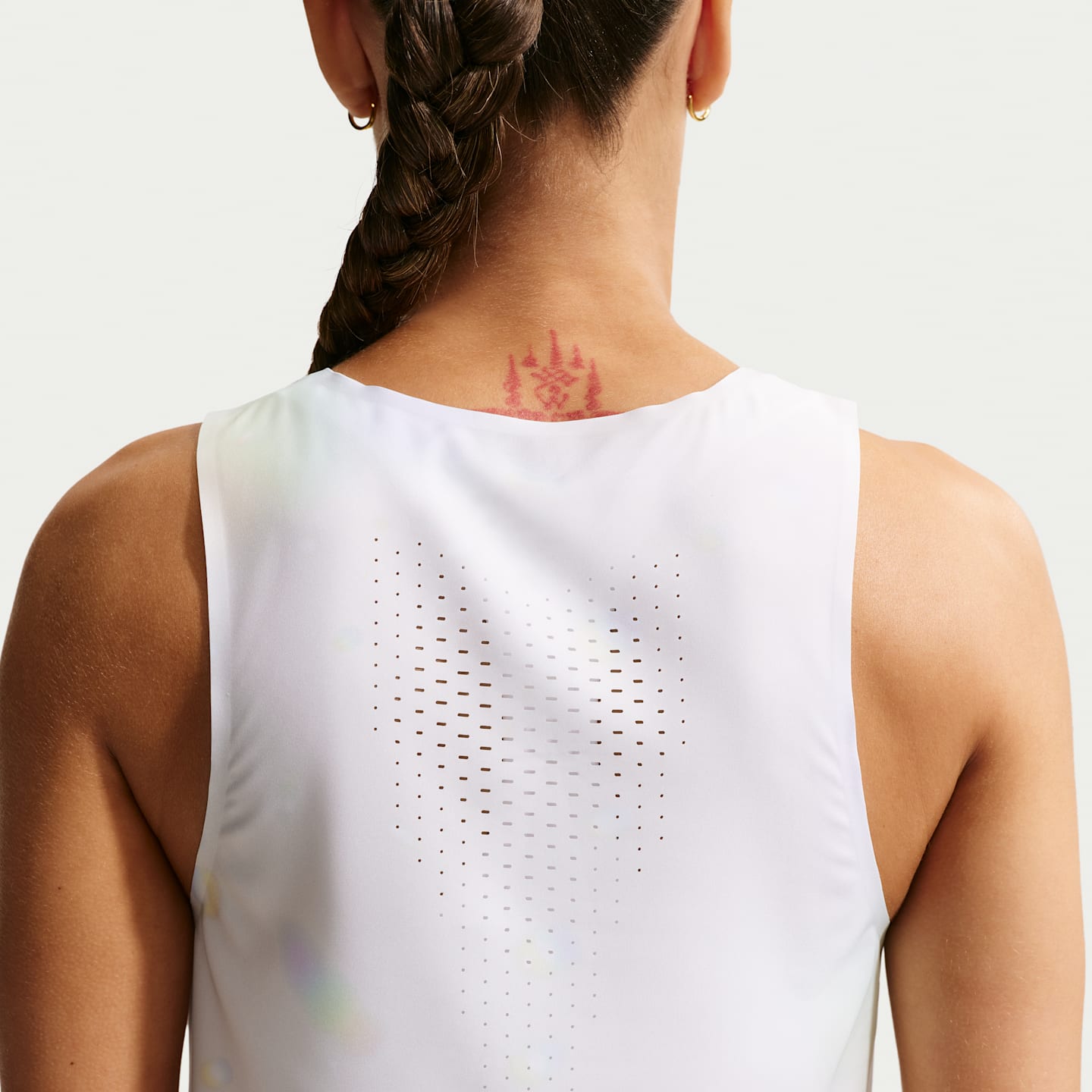 Женские топы Nike AeroSwift Women's Dri-FIT ADV Cropped Running Tank Top — фото 2