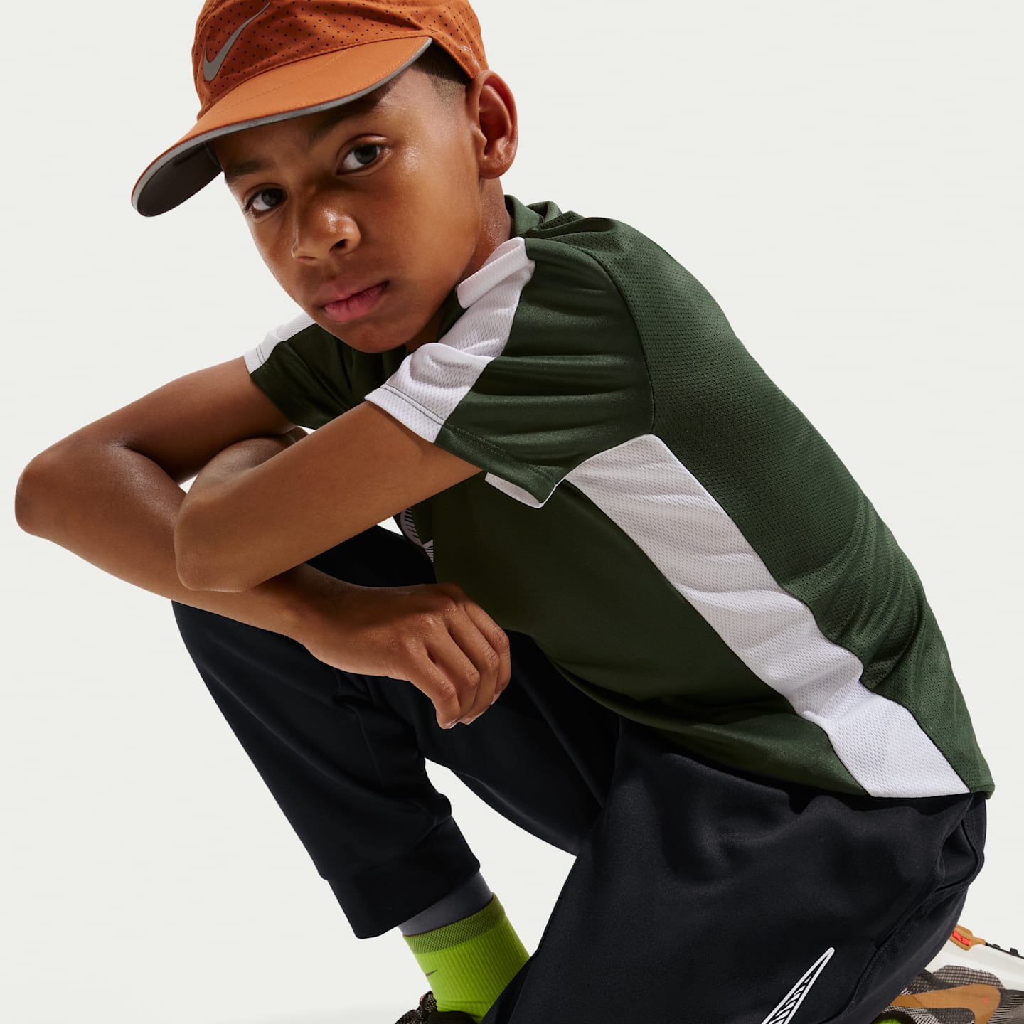Детские брюки Nike Multi Big Kids' (Boys') Knit Training Pants — фото 4