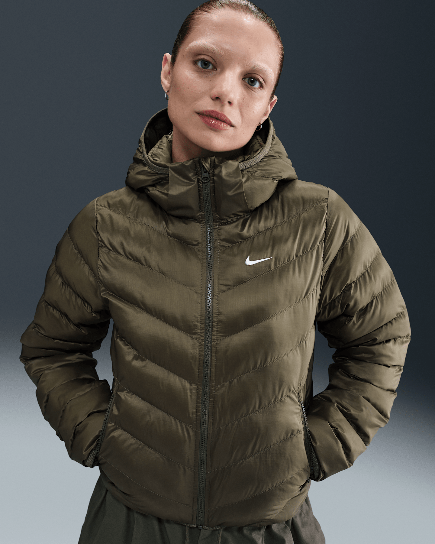 Женские кроссовки Nike Sportswear Windpuffer Women's Therma-FIT Hooded Puffer — фото 6