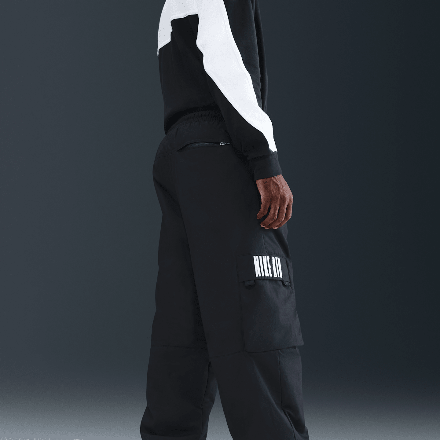 Мужские брюки Nike Air Men's Insulated Cargo Pants — фото 2