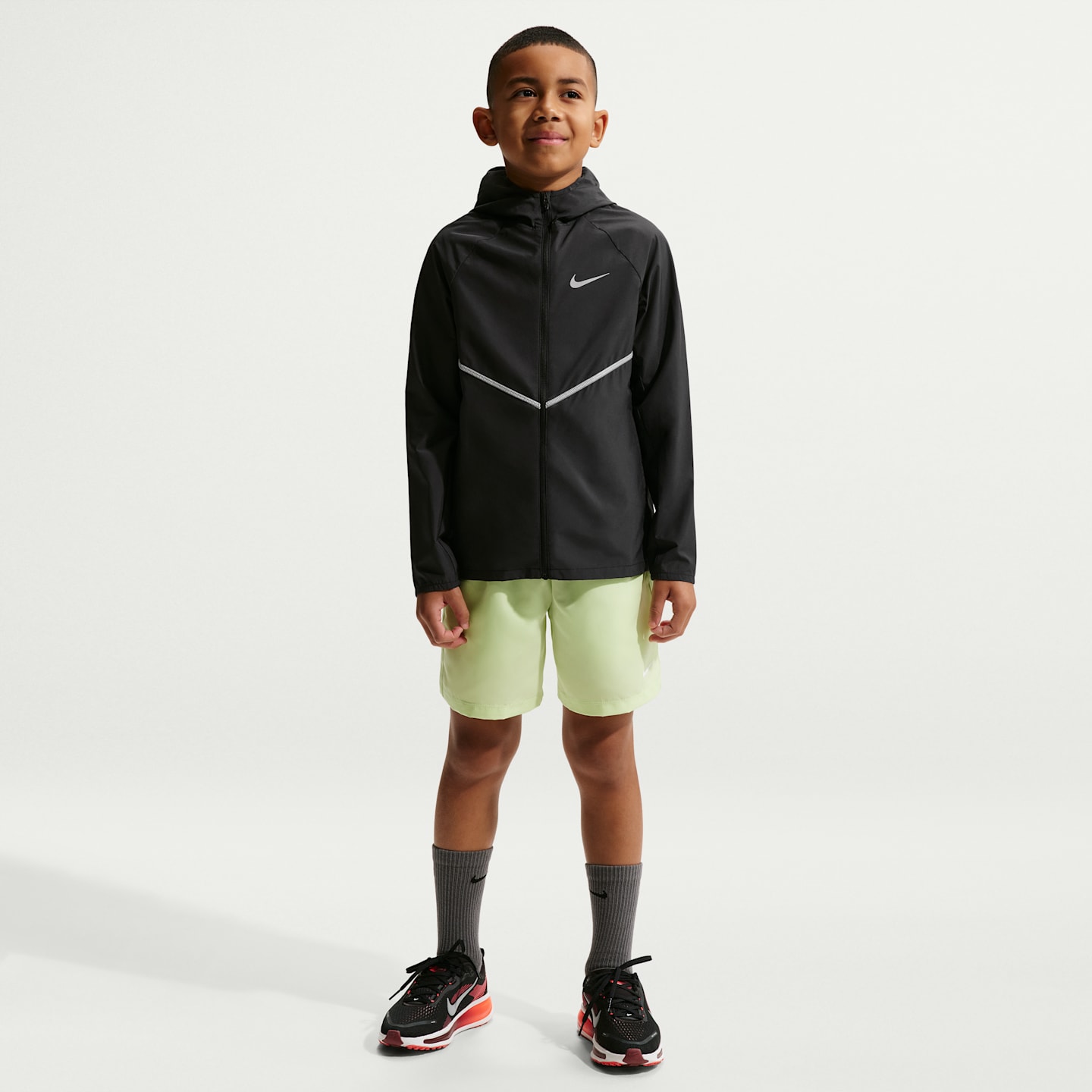 Детские куртки Nike Miler Kids' Repel UV Training Jacket — фото 7