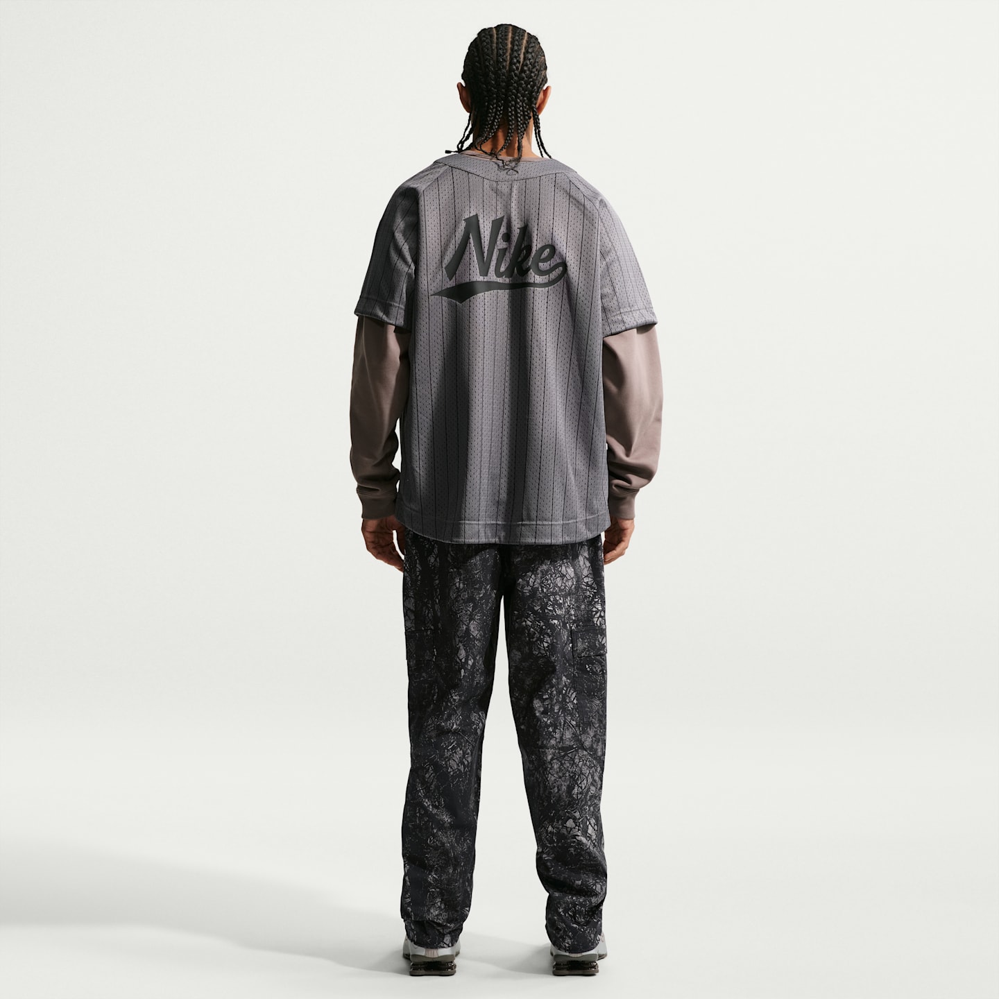 Мужские брюки Nike Club Men's Woven Cargo Pants — фото 5