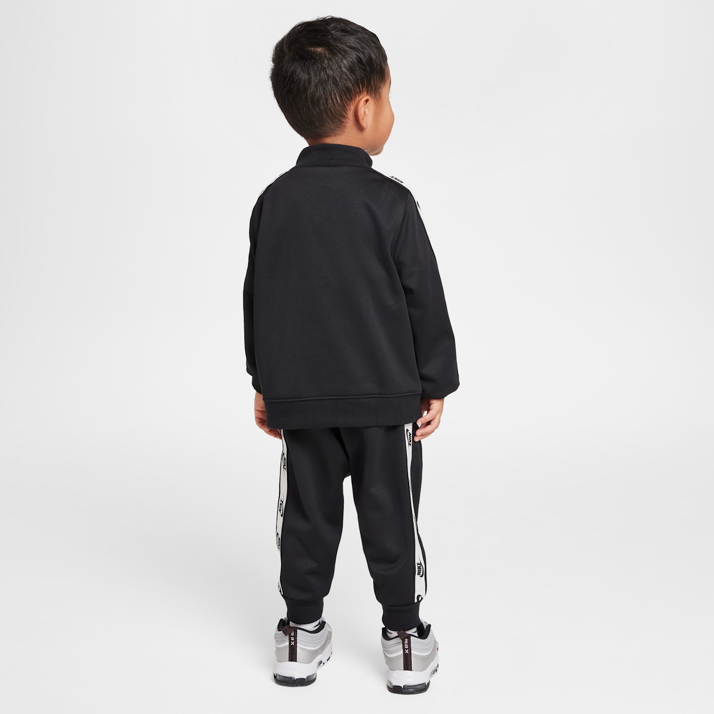 Детские кроссовки Nike Dri-FIT Toddler 2-Piece Full-Zip Set with Logo Taping — фото 2