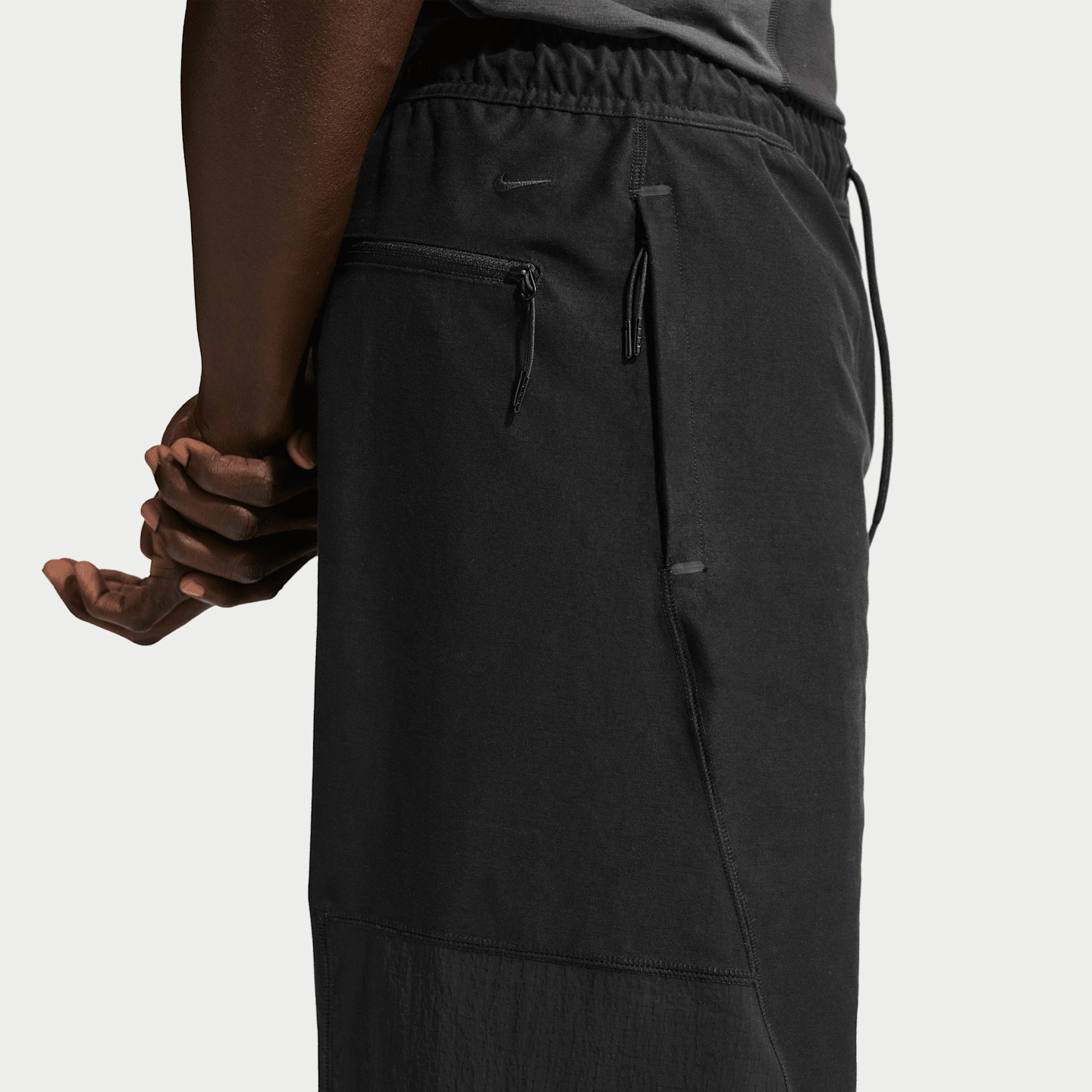 Мужские брюки Nike Tech Men's Dri-FIT Shori Knit Utility Pants — фото 3