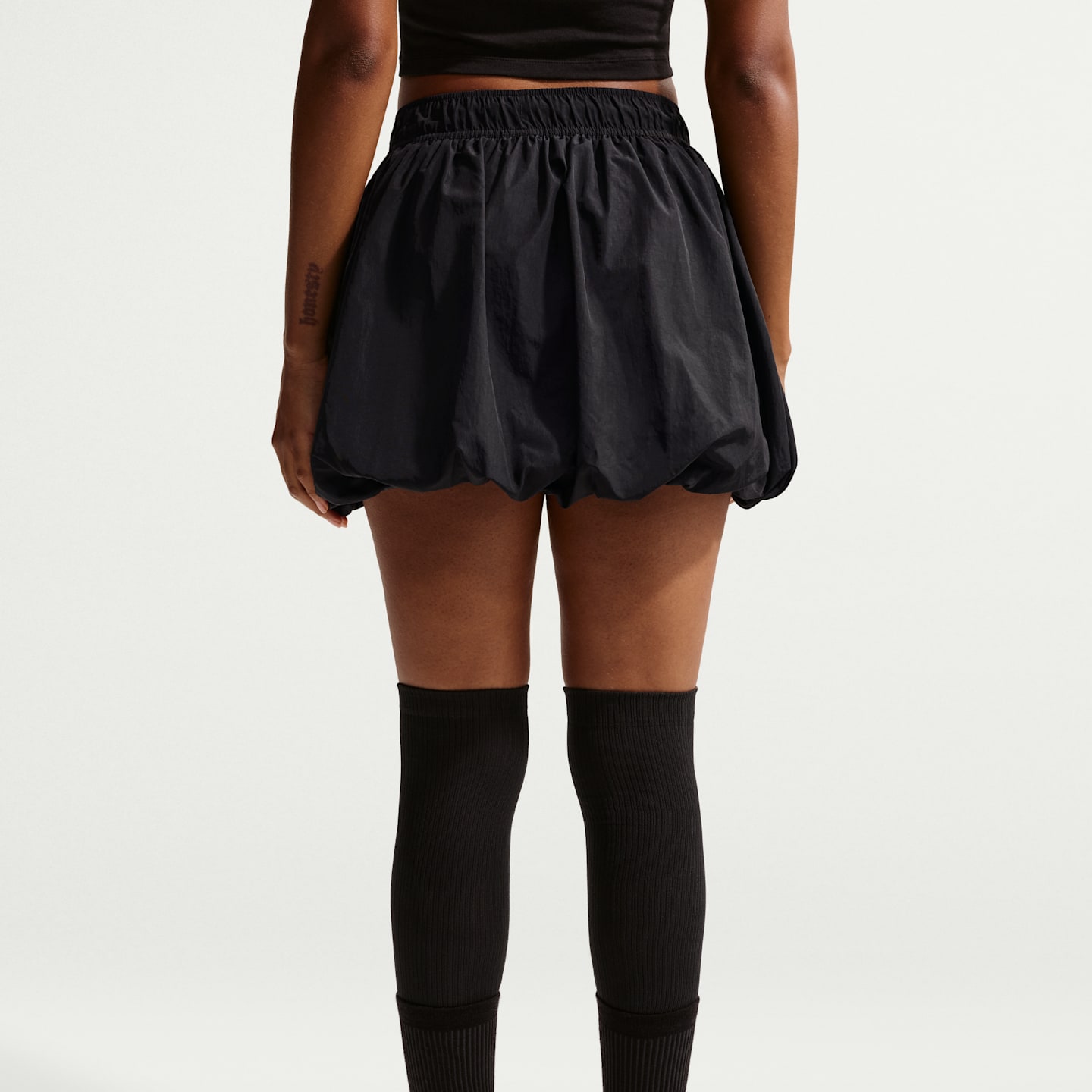 Женские юбки Nike Sportswear Women's Loose Bubble Skirt — фото 3