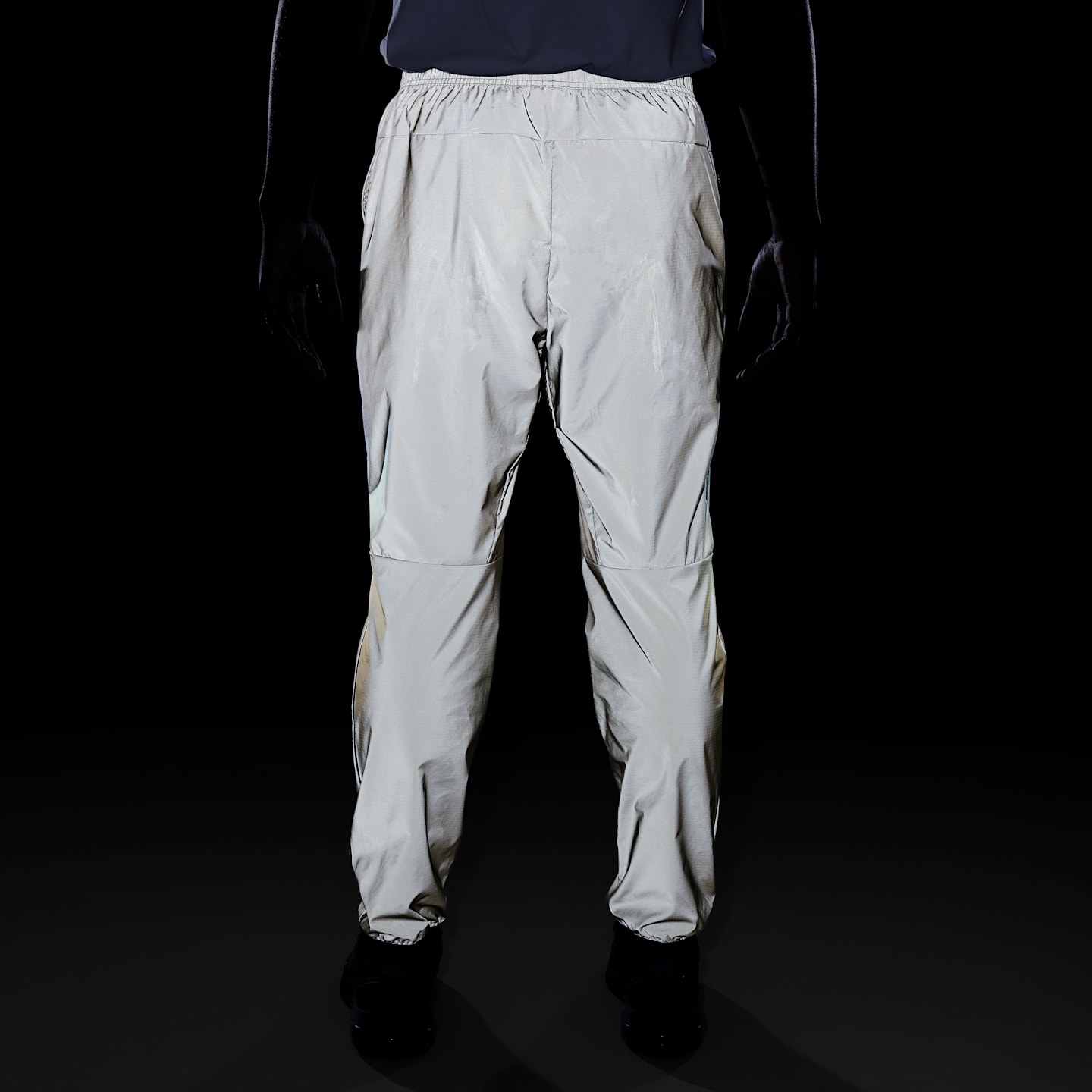 Мужские брюки Nike Tech Men's Woven Reflective Pants — фото 9