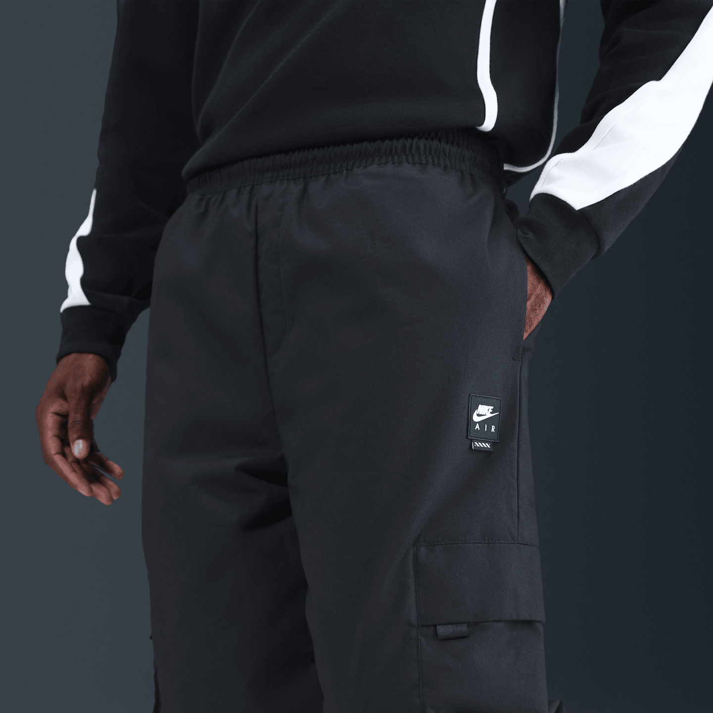 Мужские брюки Nike Air Men's Insulated Cargo Pants — фото 3