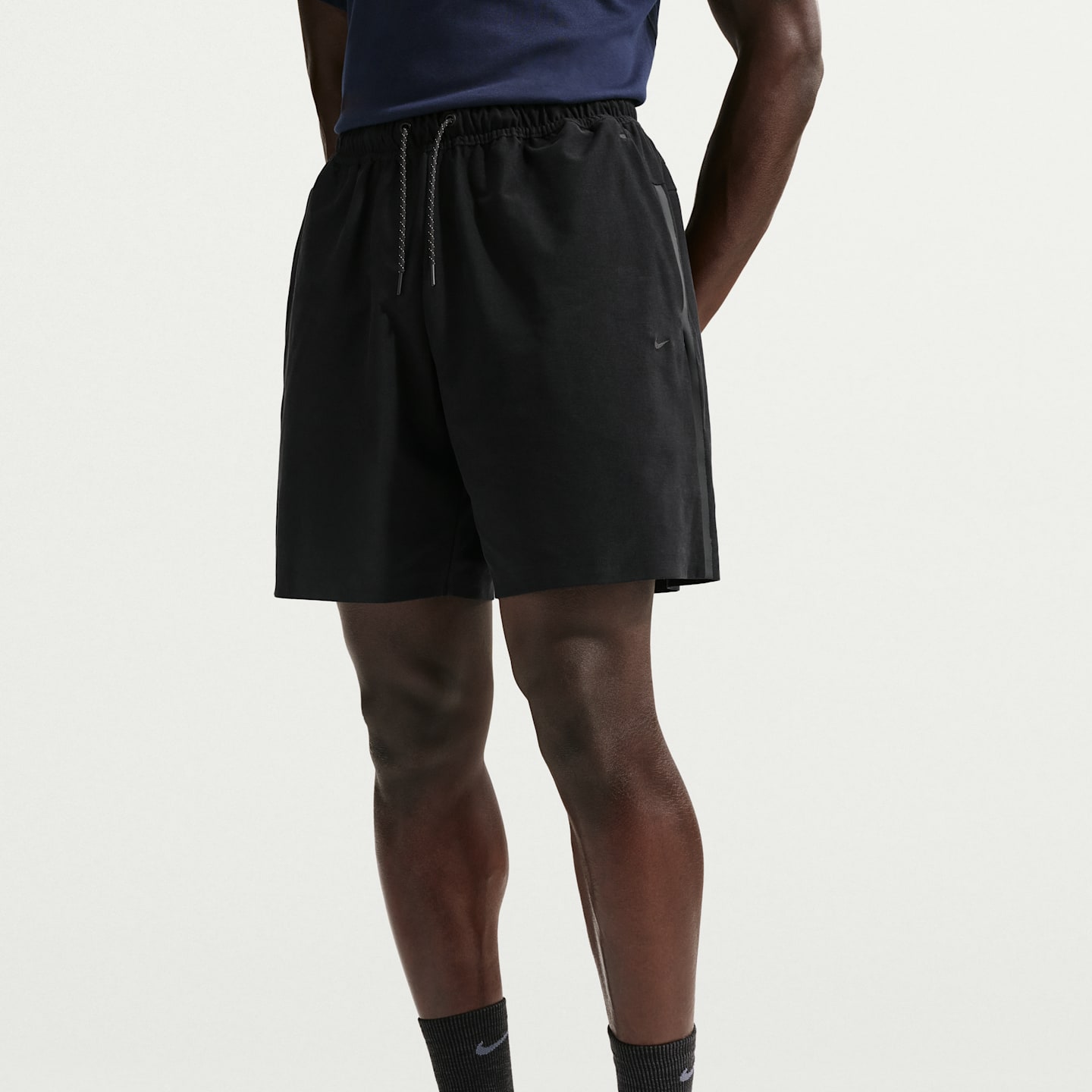 Мужские шорты Nike Tech Men's Dri-FIT Shori Knit Shorts — фото 2