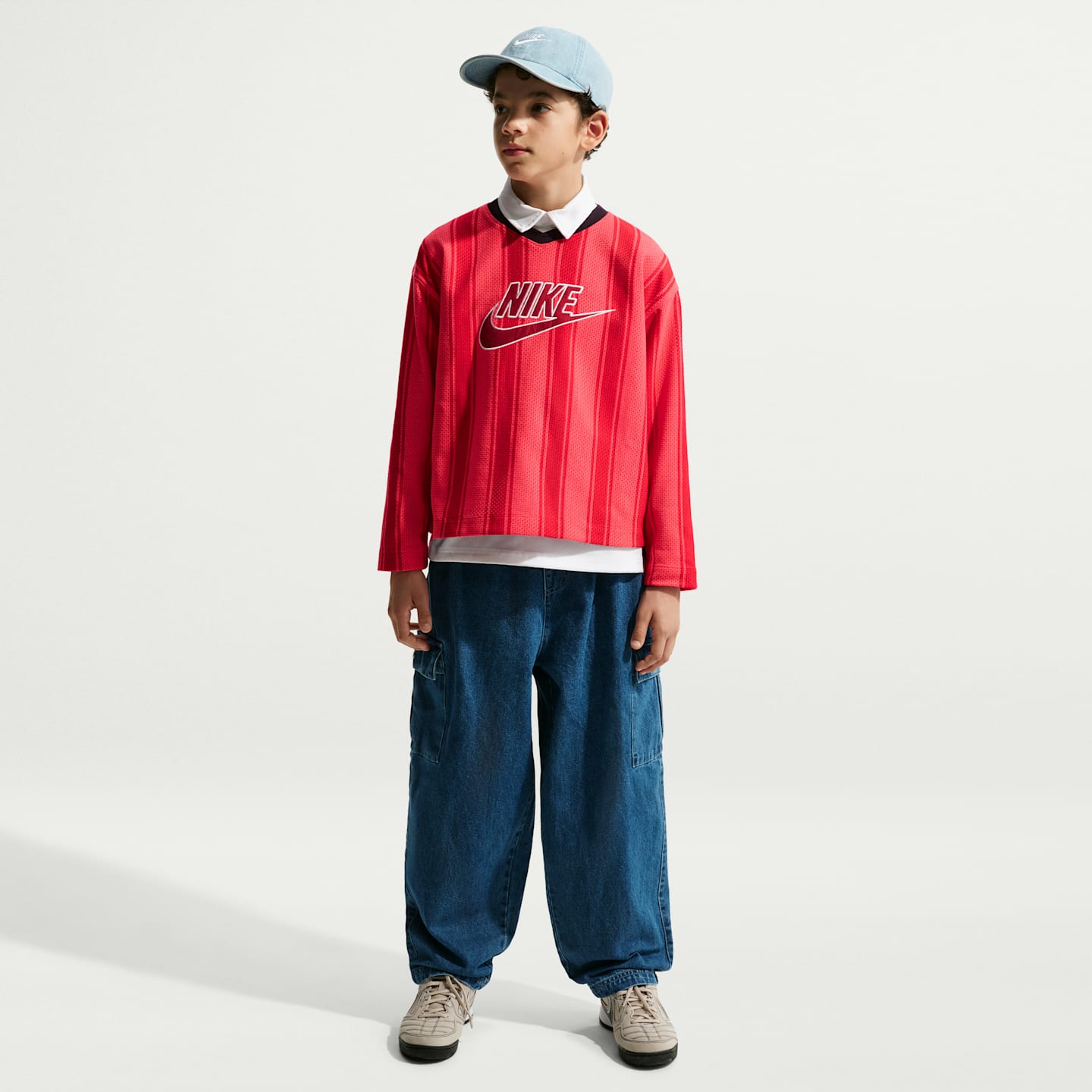 Детские топы Nike Sportswear Collection Big Kids' Long-Sleeve Mesh Jersey — фото 7