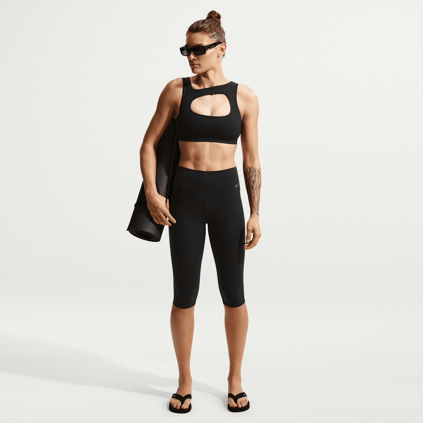 Спортивное бра Zenvy, лёгкая чашка, лёгкая поддержка — Nike — фото 4