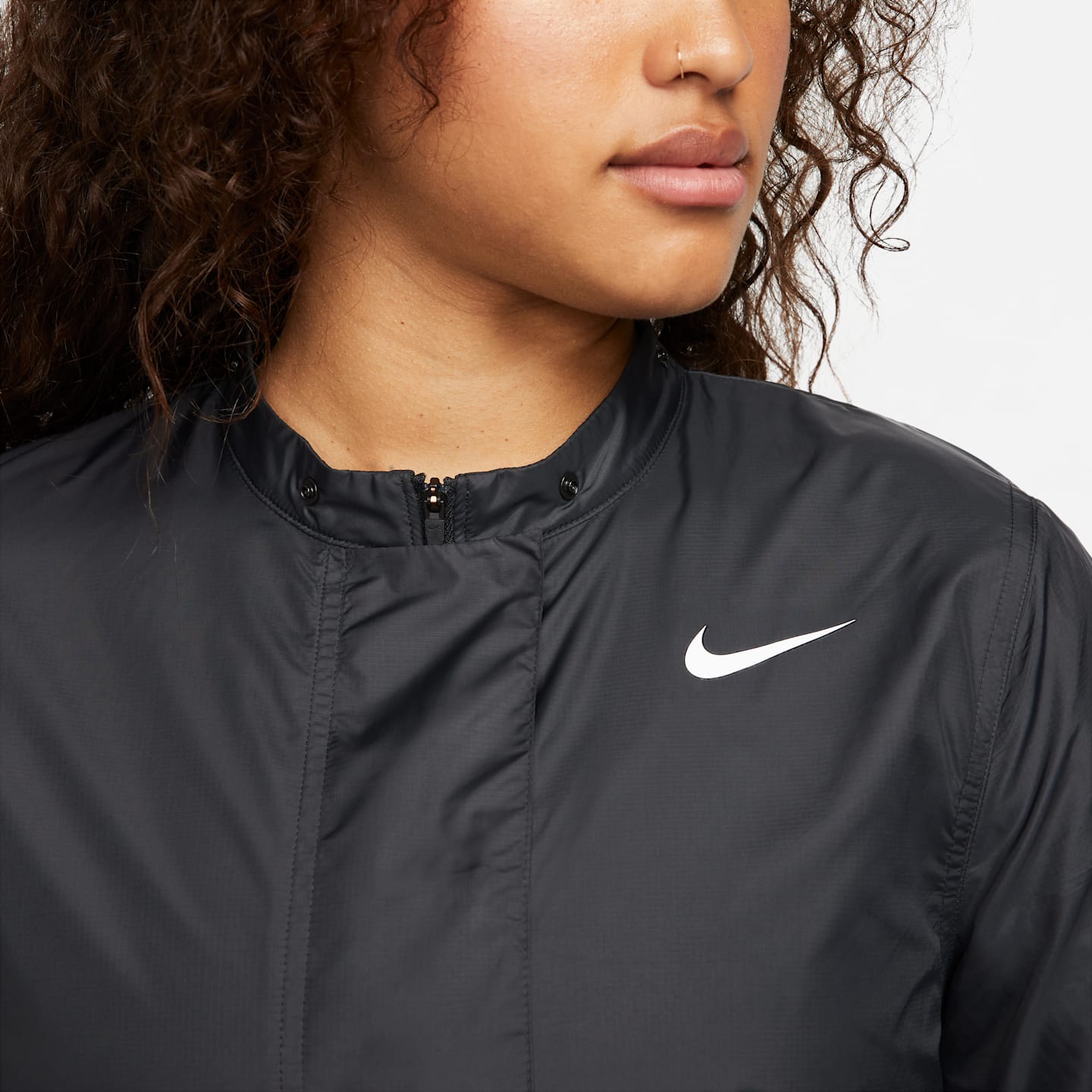 Женские куртки Nike Tour Repel Women's Golf Jacket — фото 9