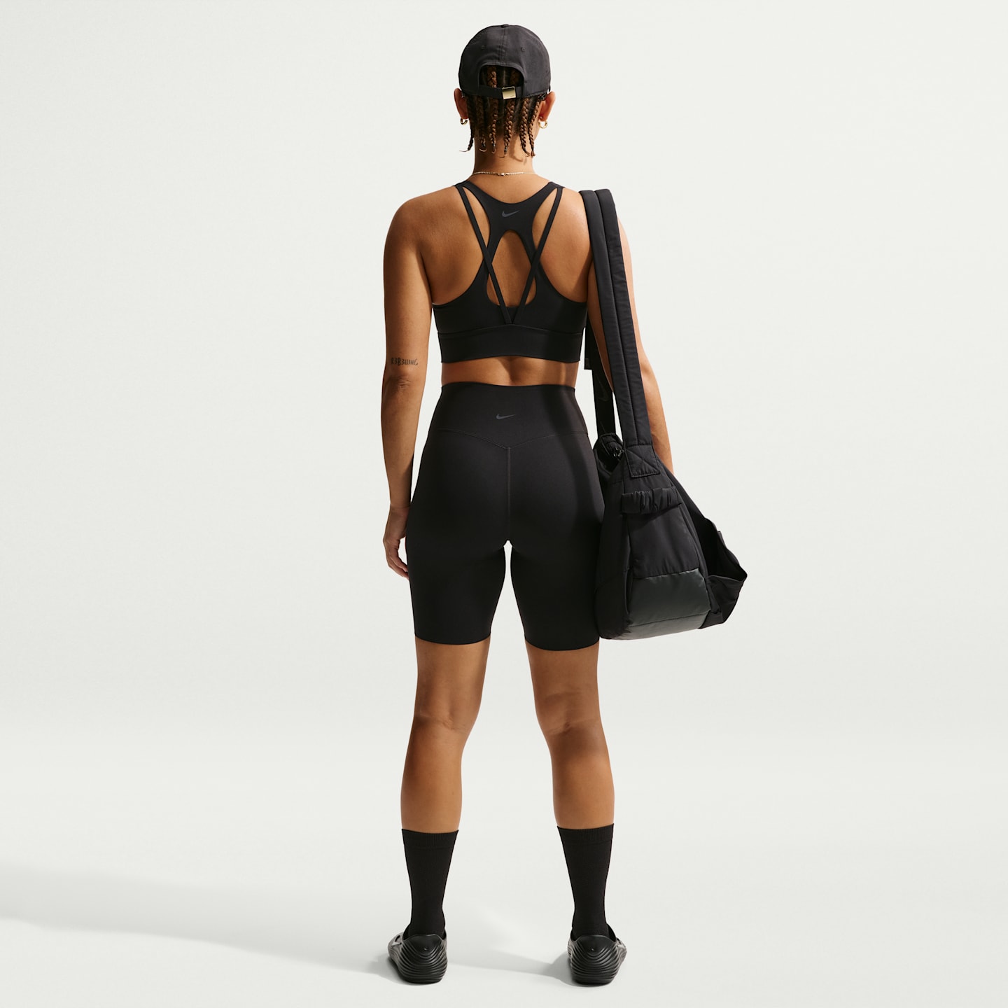 Спортивное бра Zenvy Longline, уплотнённая чашка — Nike — фото 5