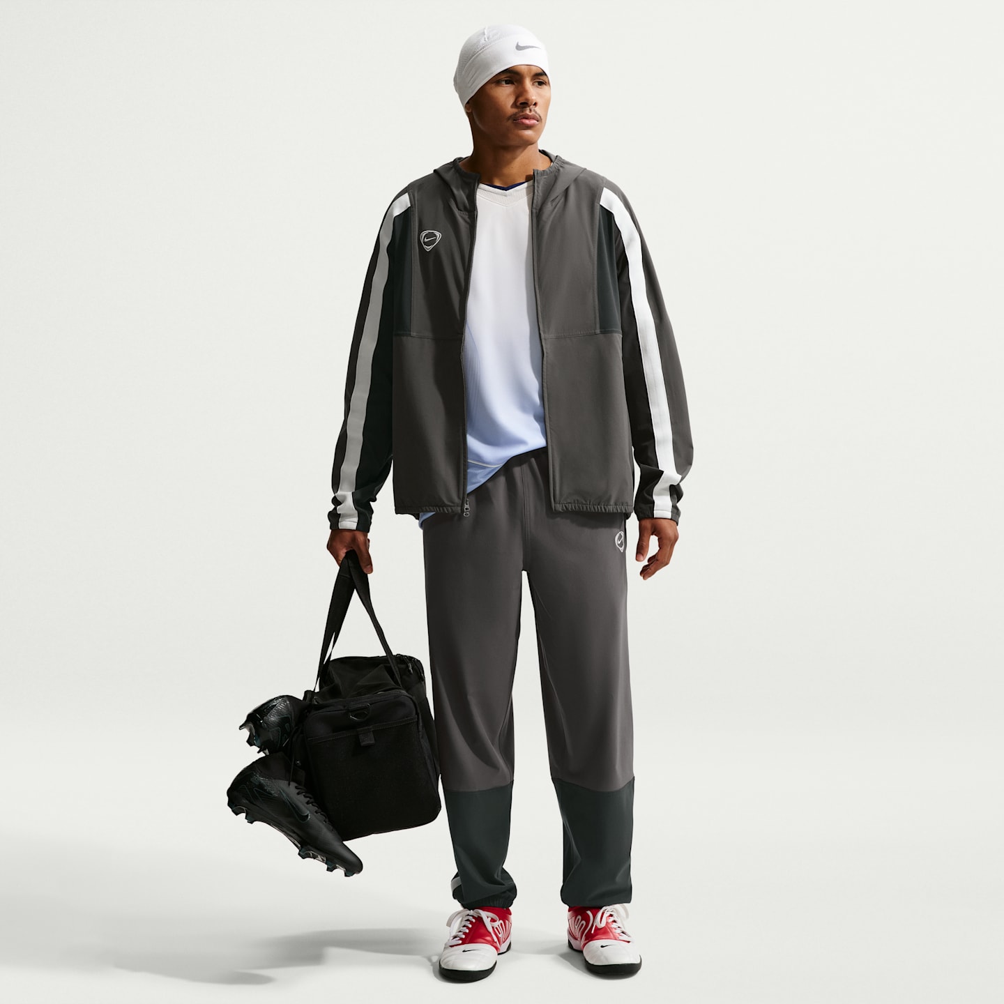 Мужские куртки Nike Energy Men's Repel Soccer Woven Jacket — фото 4