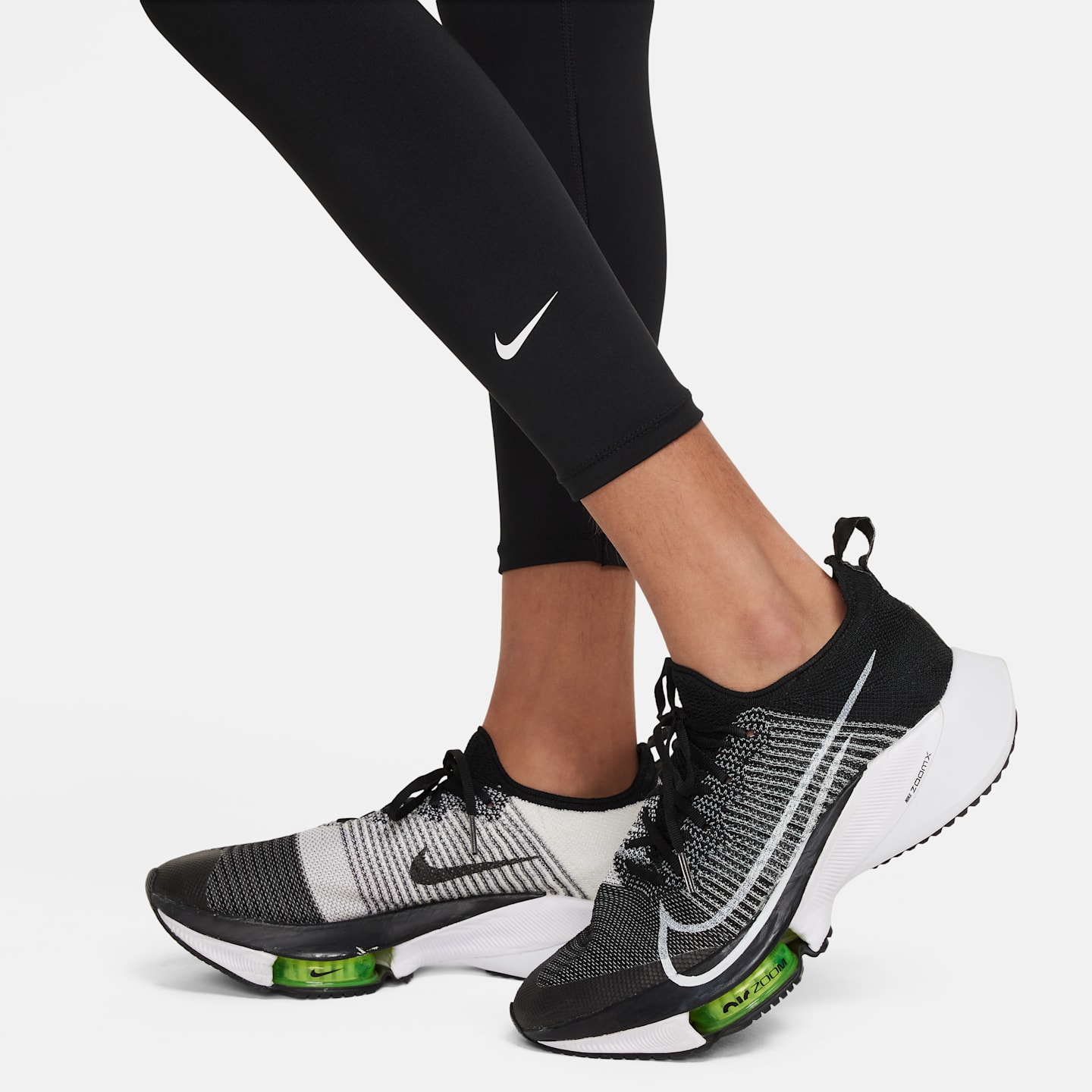 Nike Dri-FIT One Big Kids' (Girls') Leggings — фото 4