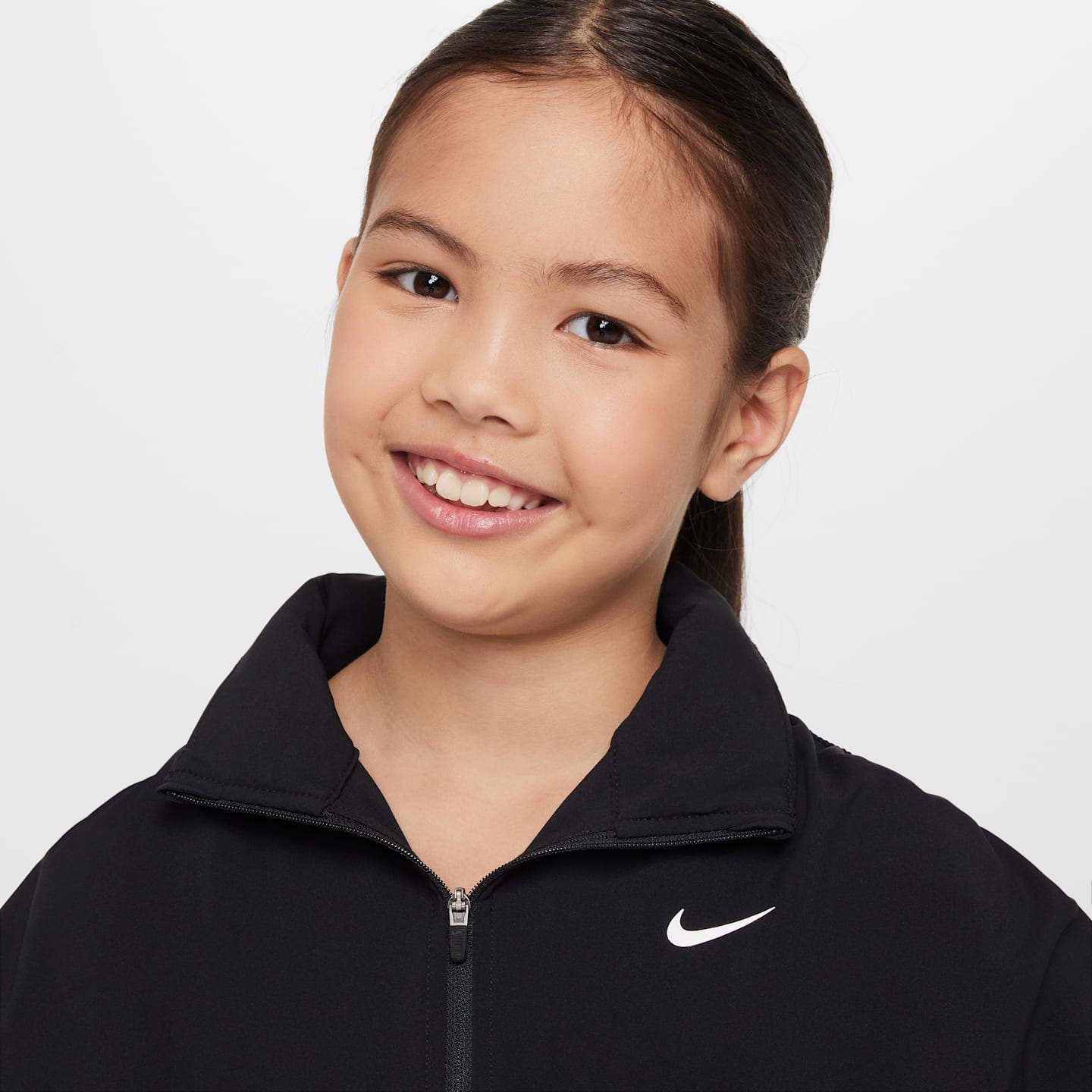 Детские куртки Nike Girls' Dri-FIT Lightweight Jacket — фото 3