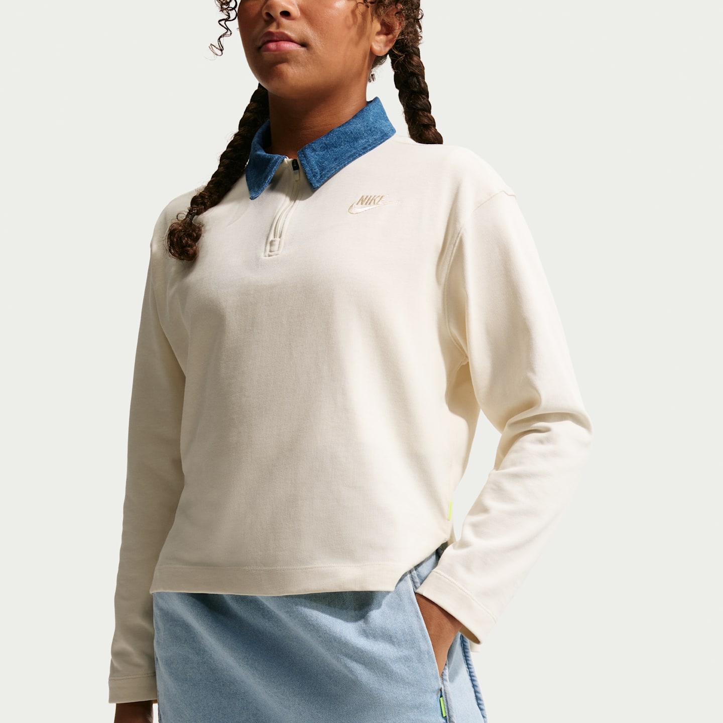 Детские юбки Nike Sportswear Collection Big Kids' (Girls') Denim Skirt — фото 4