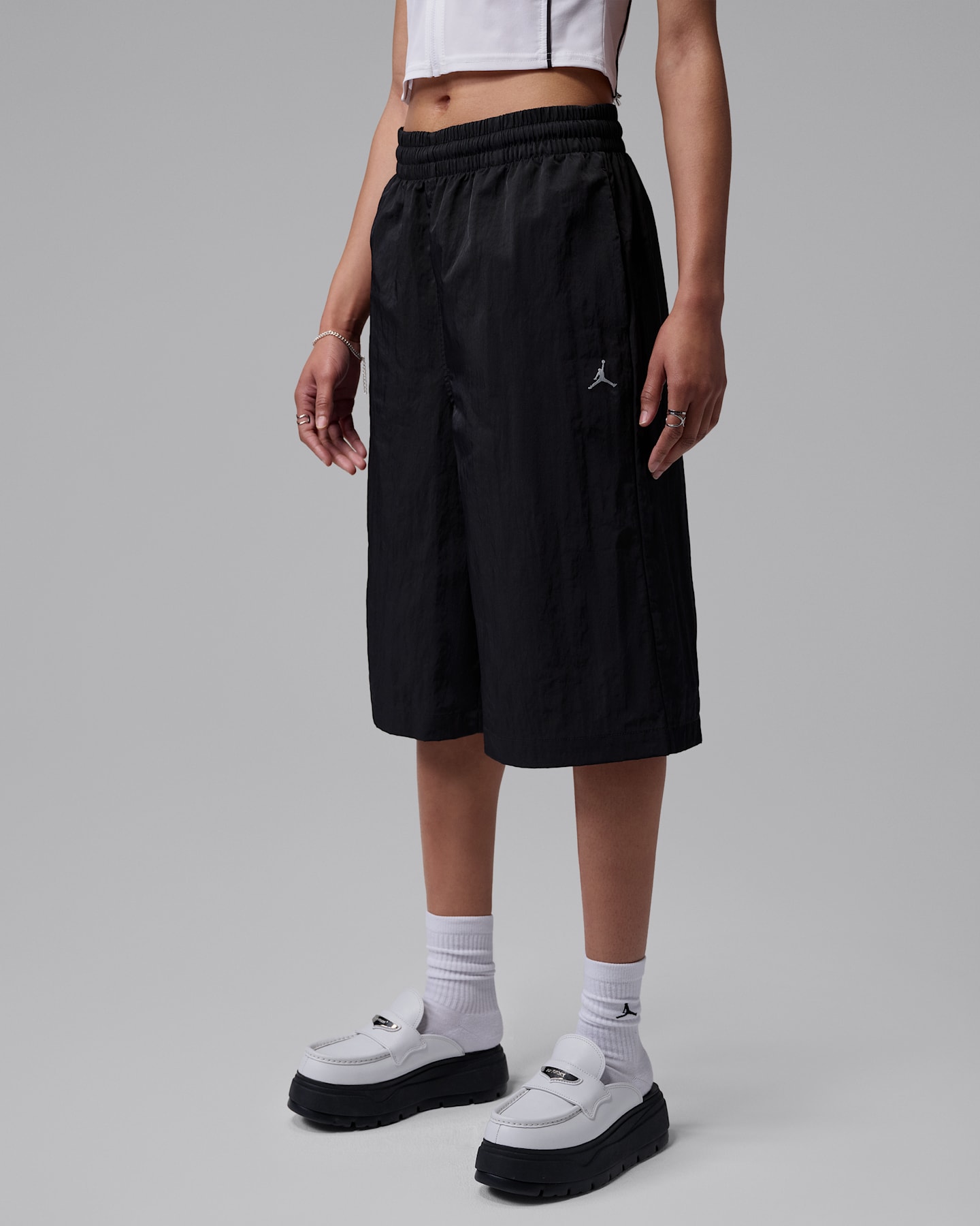 Женские шорты Jordan Brooklyn Women's Woven Big Shorts — фото 8