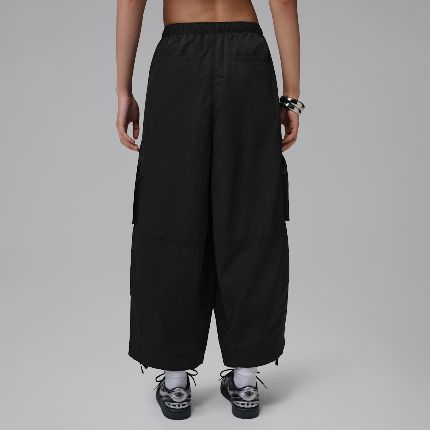 Женские брюки Jordan Flight Chicago Women's Parachute Pants — фото 2