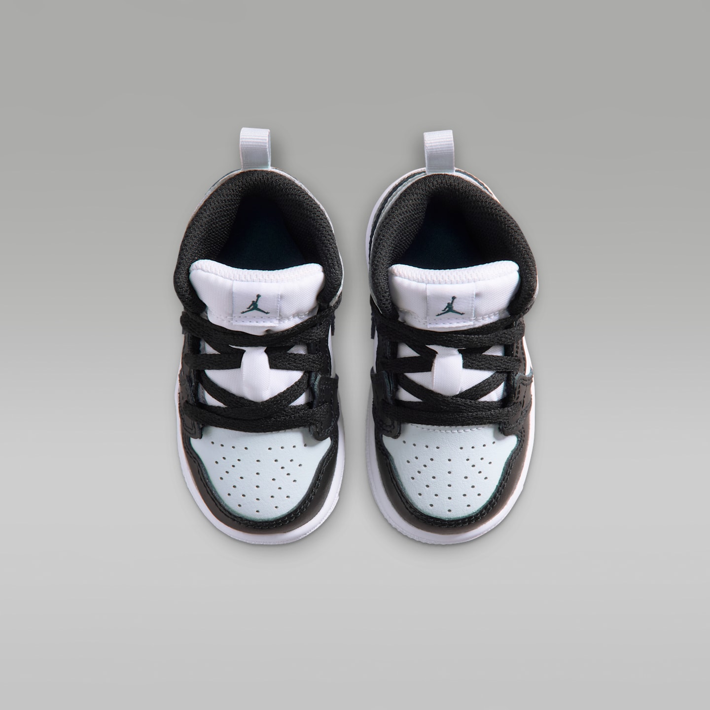 Детские кроссовки Jordan 1 Mid Baby/Toddler Shoes — фото 4