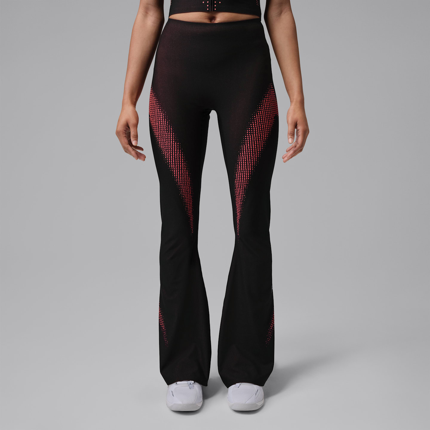 Женские леггинсы Jordan Sport Flightweight Women's Dri-FIT High-Waisted Flared Leggings — фото 1