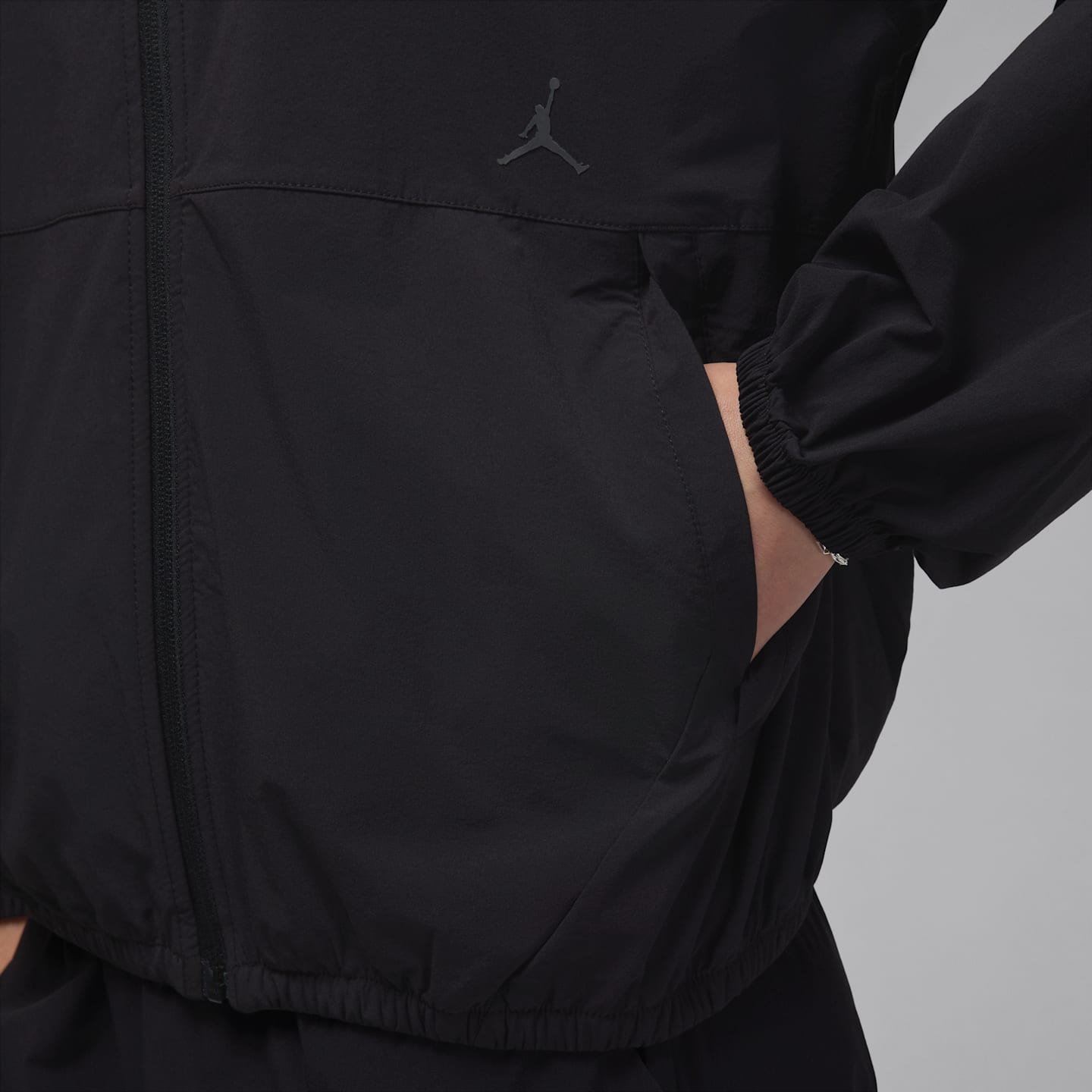 Женские куртки Jordan Sport Women's Dri-FIT Tunnel Jacket — фото 4