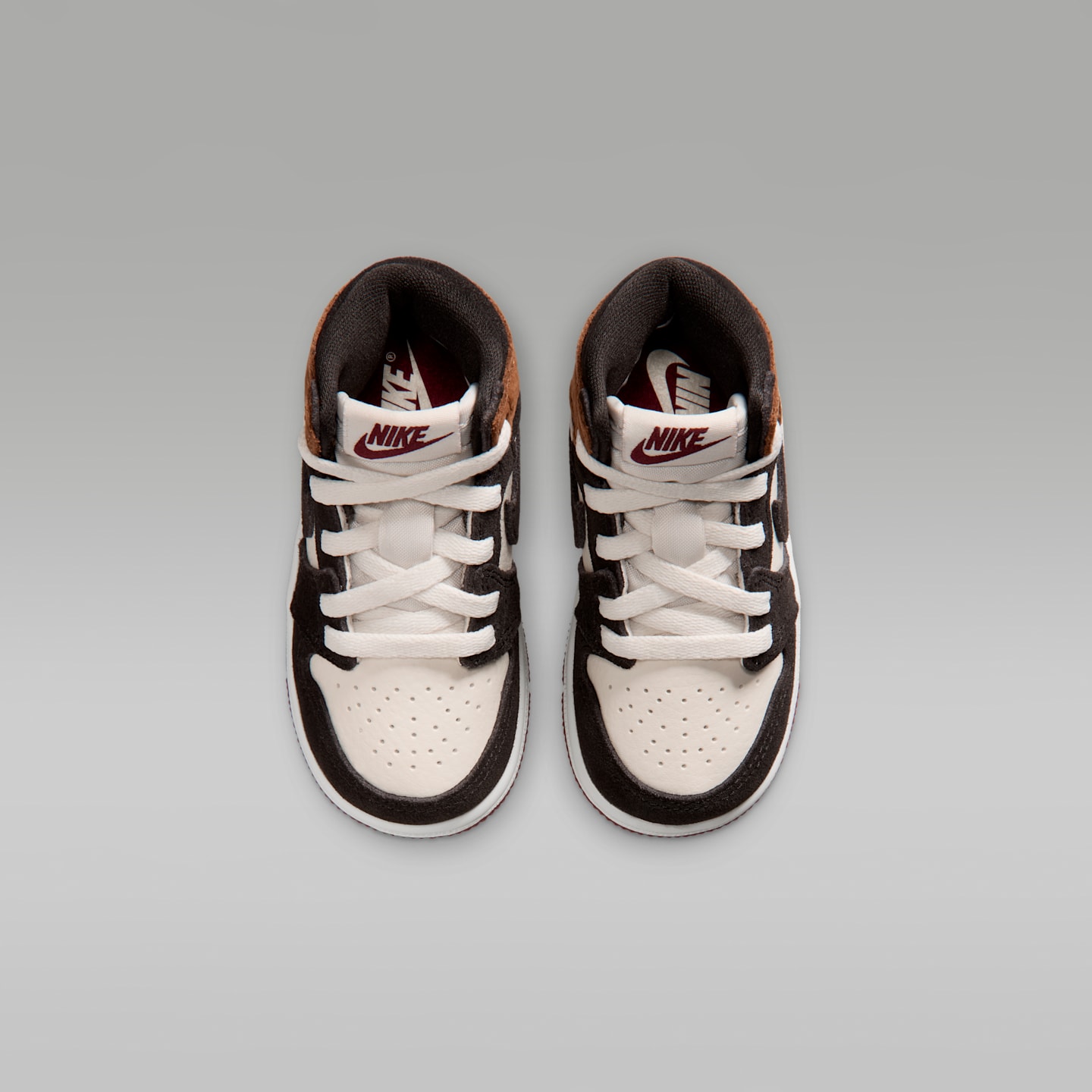 Детские кроссовки Jordan Air Jordan 1 High OG "Love Letter" Big Kids' Shoes — фото 4
