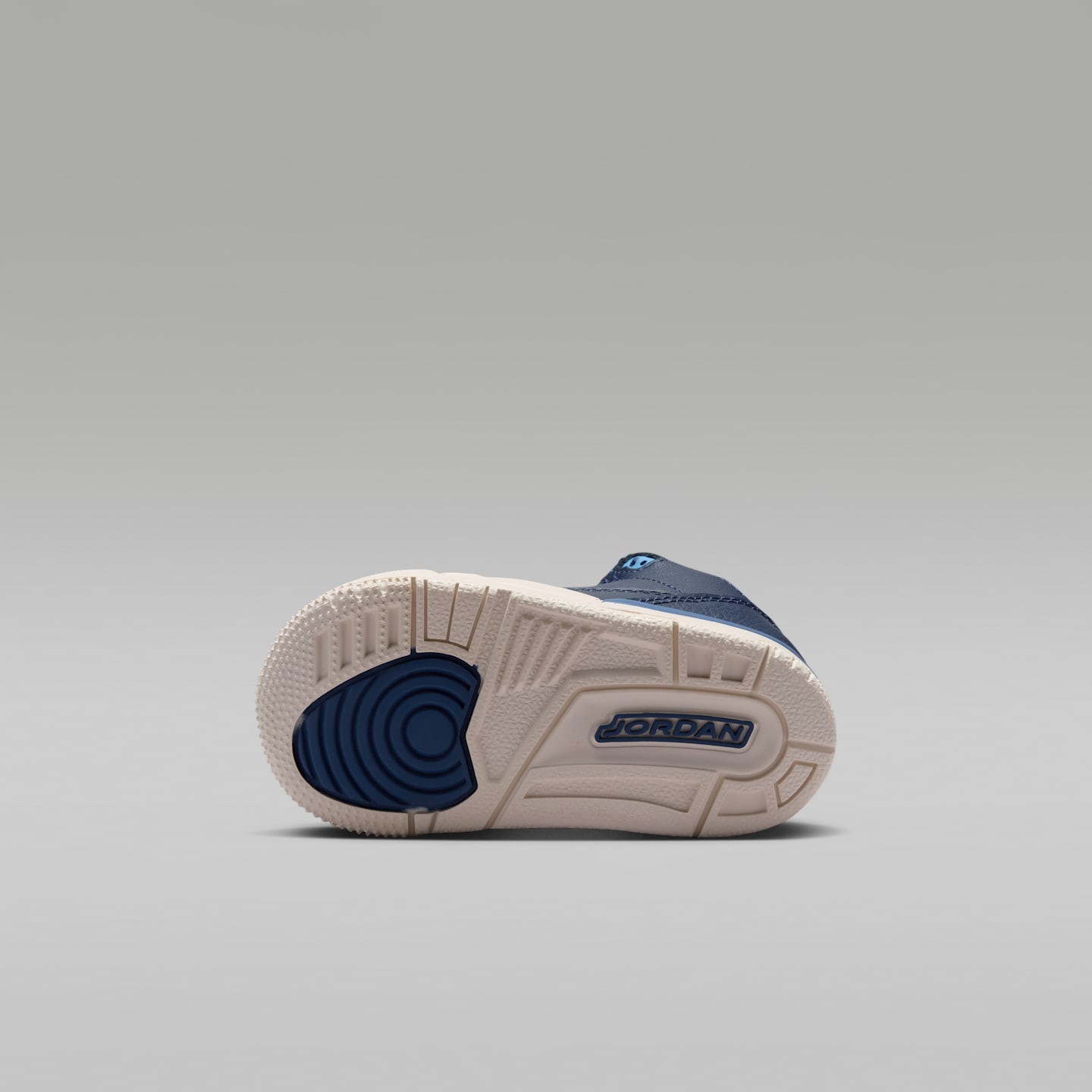 Детские кроссовки Jordan 3 Retro "Sport Renaissance" Baby/Toddler Shoes — фото 2