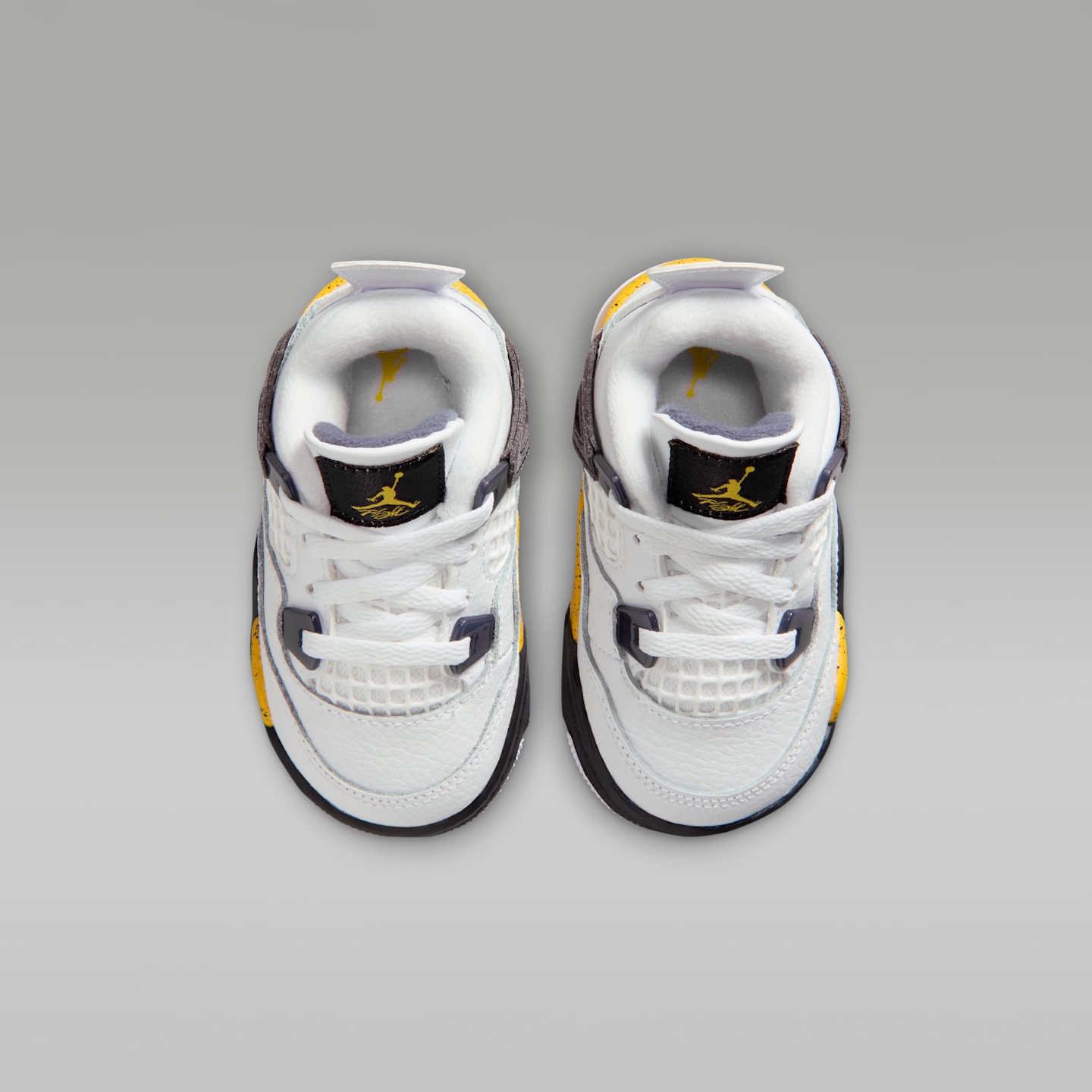 Детские кроссовки Jordan 4 Retro "Tour Yellow" Baby/Toddler Shoes — фото 4