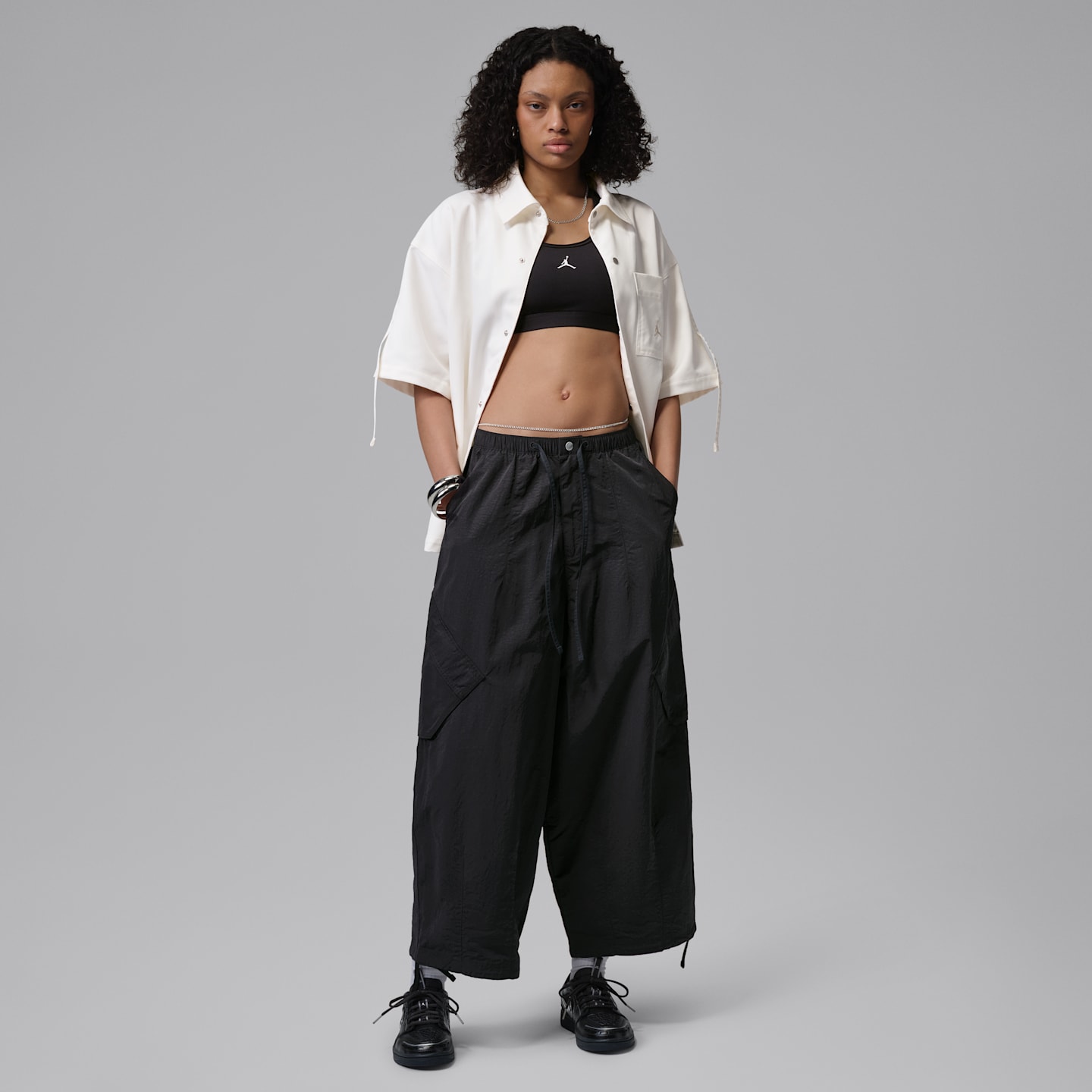 Женские брюки Jordan Flight Chicago Women's Parachute Pants — фото 7