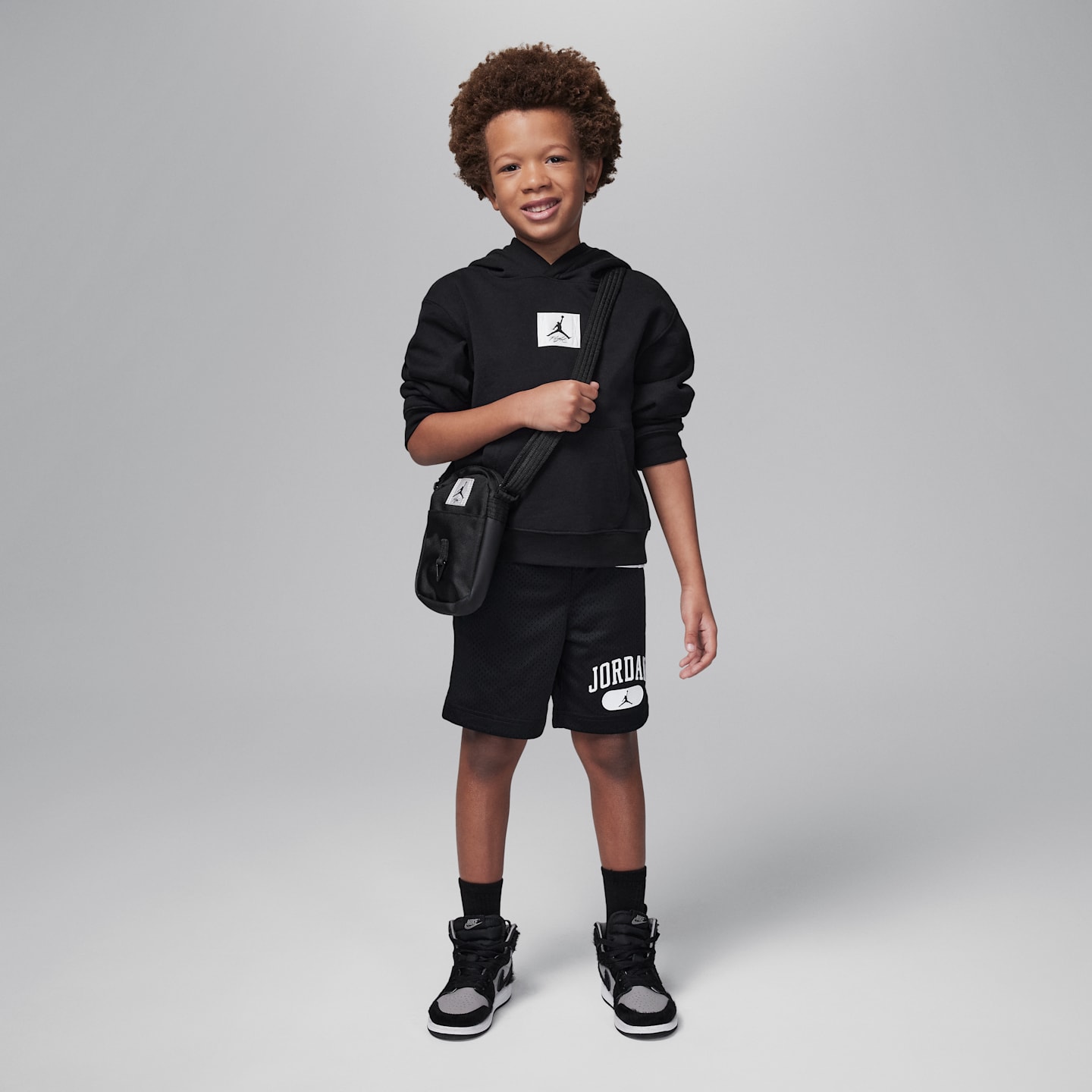 Детские шорты Jordan Little Kids' Mesh P.E. Shorts — фото 7