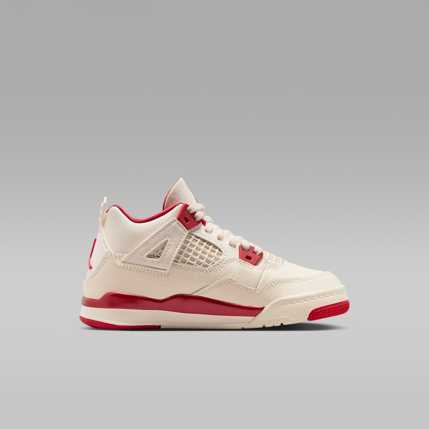 Детские кроссовки Jordan 4 Retro "Pale Ivory and Tough Red" Little Kids' Shoes — фото 3