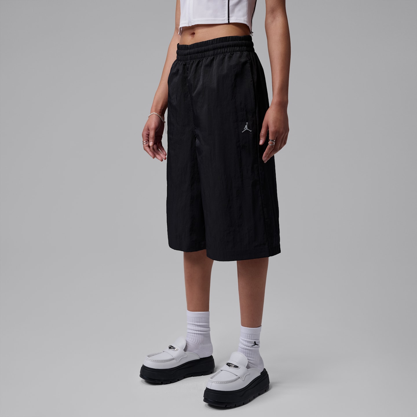 Женские шорты Jordan Brooklyn Women's Woven Big Shorts — фото 1