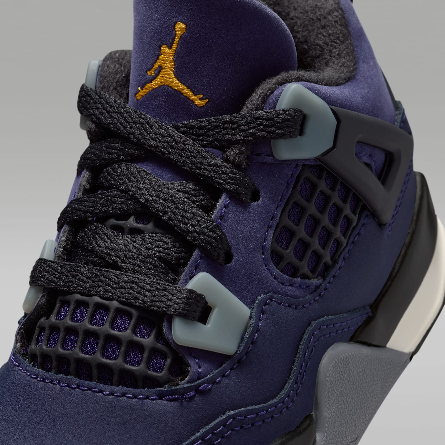 Детские кроссовки Jordan 4 Retro "Imperial Purple" Baby/Toddler Shoes — фото 7