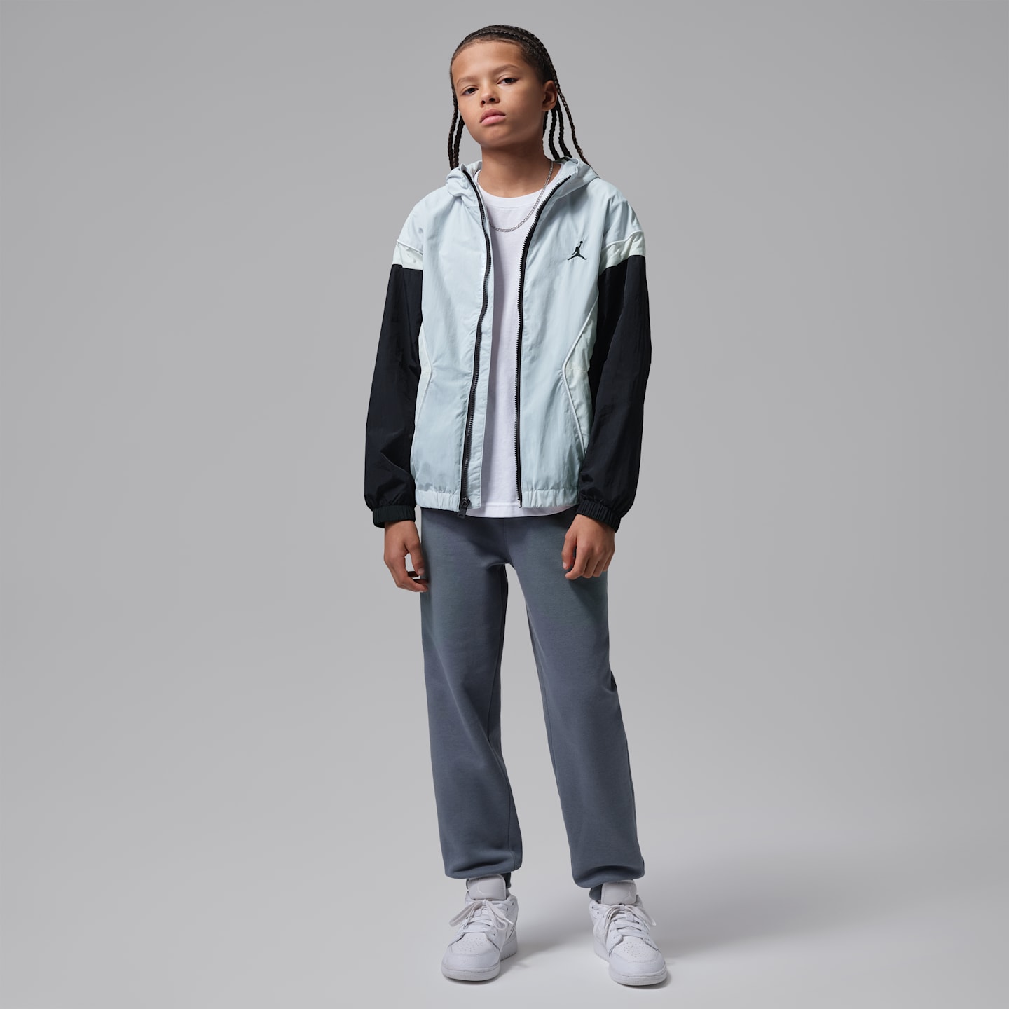 Детские куртки Jordan Big Kids' Essential Draft Jacket — фото 8