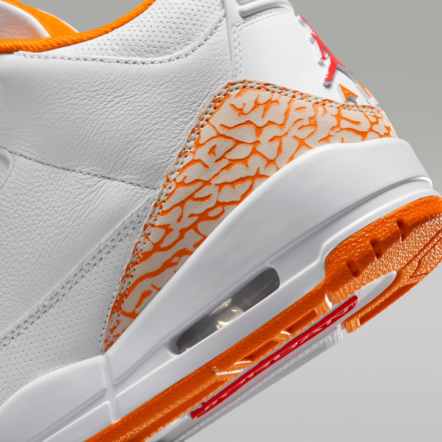 Женские кроссовки Jordan Air Jordan 3 Retro "White and Orange Peel" Women's Shoes — фото 8