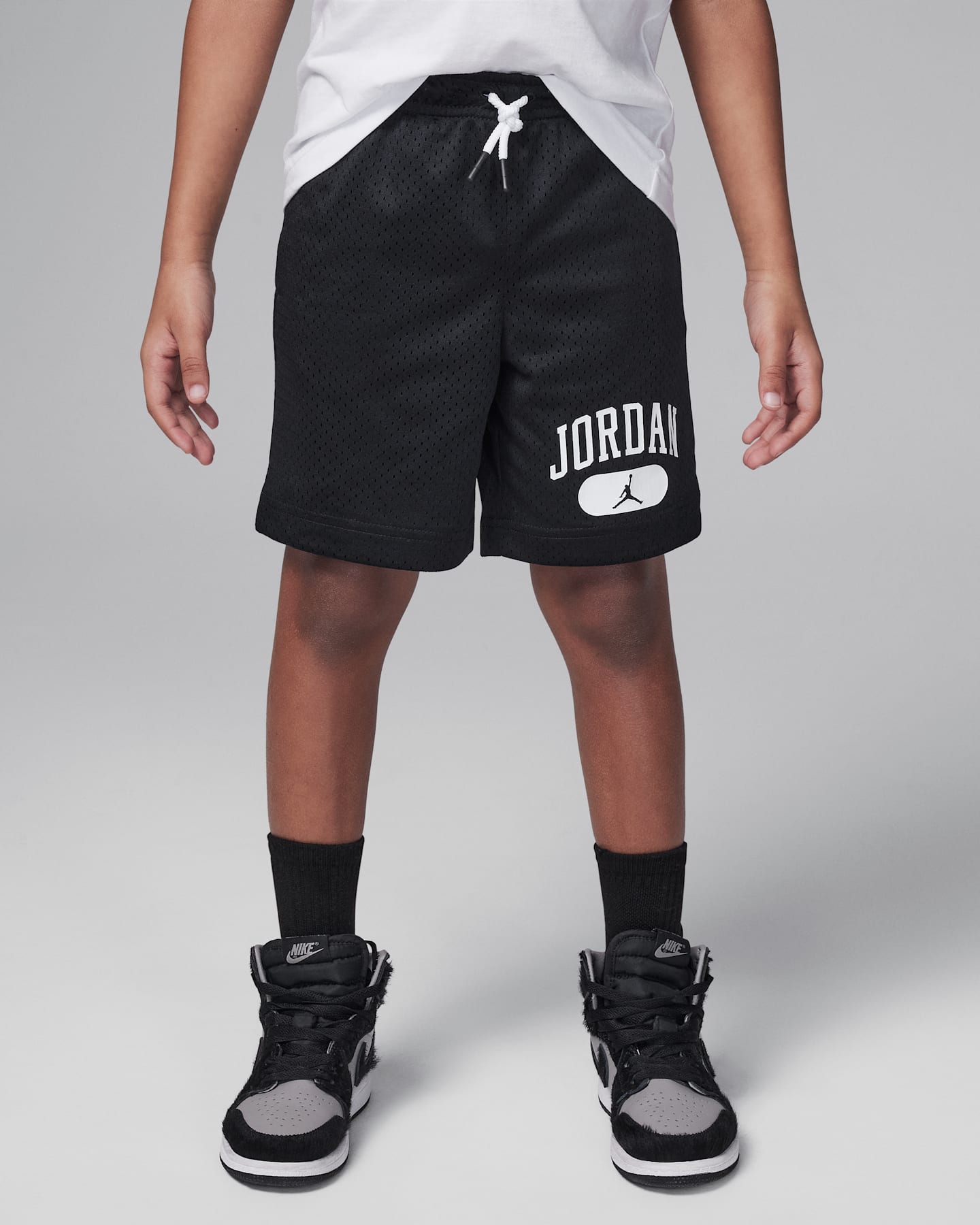 Детские шорты Jordan Little Kids' Mesh P.E. Shorts — фото 8