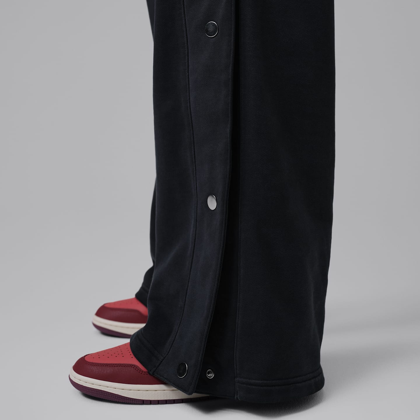Женские брюки Jordan Flight Fleece Women's French Terry Snap Pants — фото 4