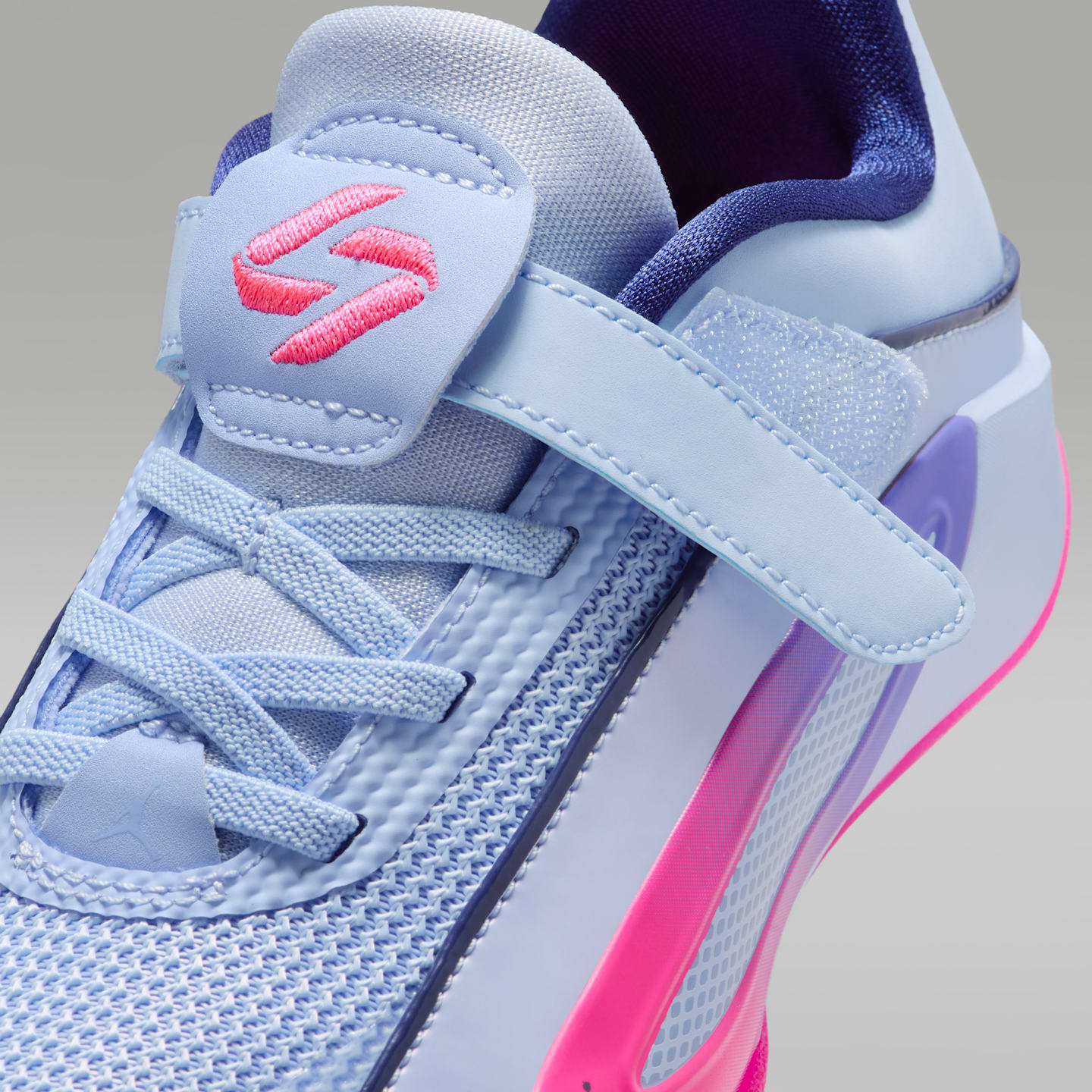 Детские кроссовки Nike Luka 5 Little Kids' Basketball Shoes — фото 7