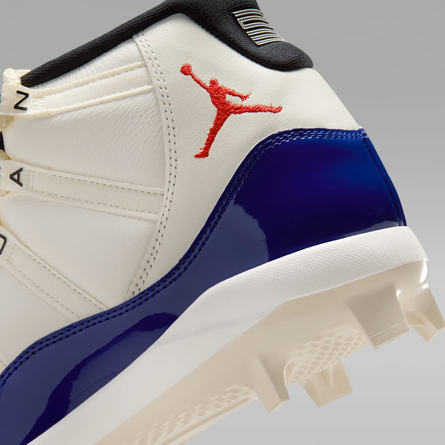 Мужские бутсы Jordan 11 Retro MCS Men's Baseball Cleats — фото 9
