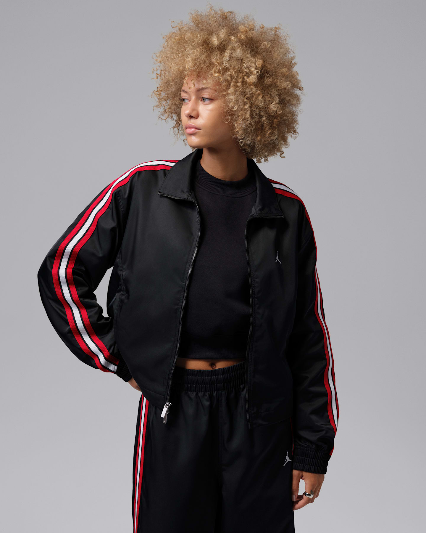 Женские куртки Jordan Brooklyn Women's Track Jacket — фото 7