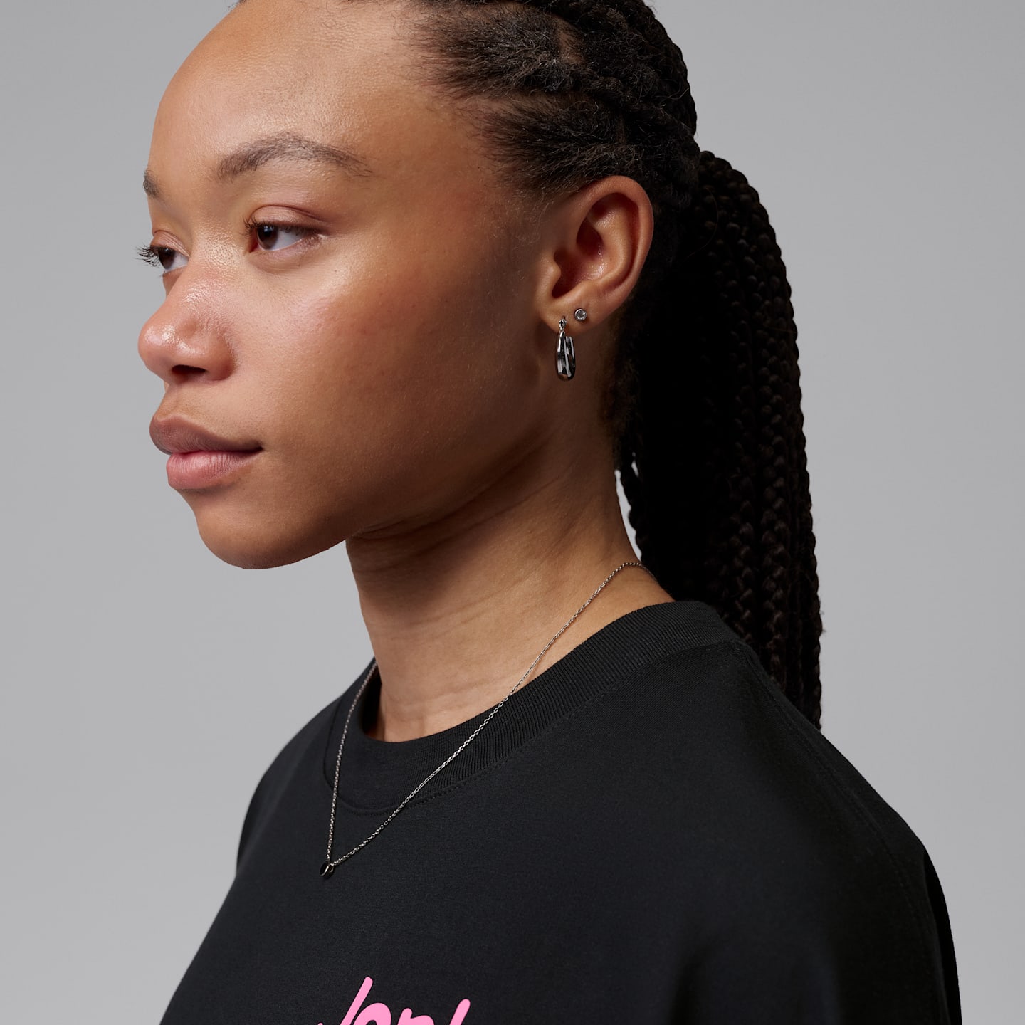 Женские футболки Jordan Women's Loose-Fit T-Shirt — фото 3